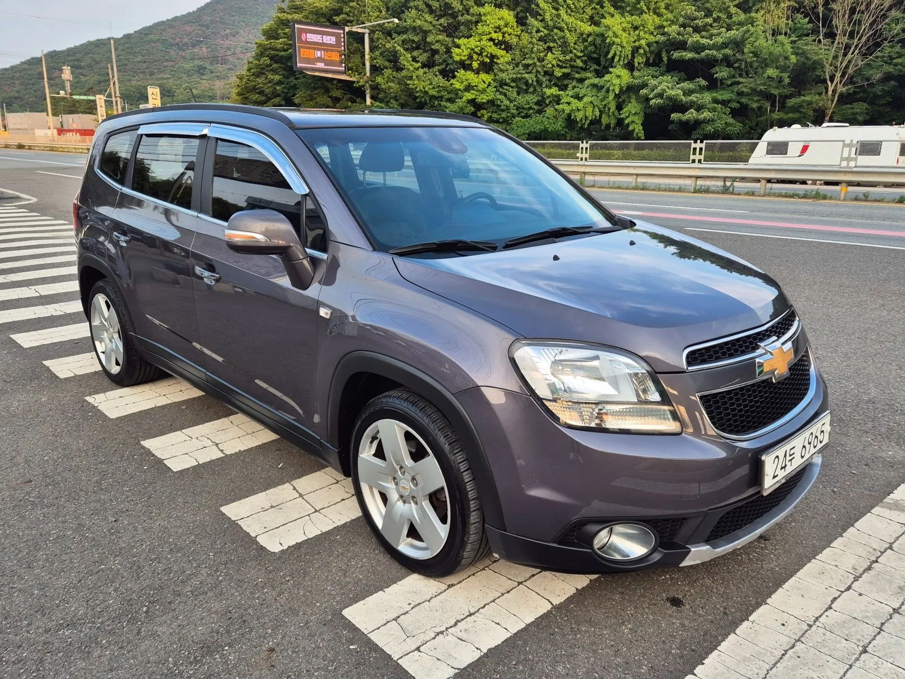 Chevrolet (GM Daewoo) Orlando превью 20