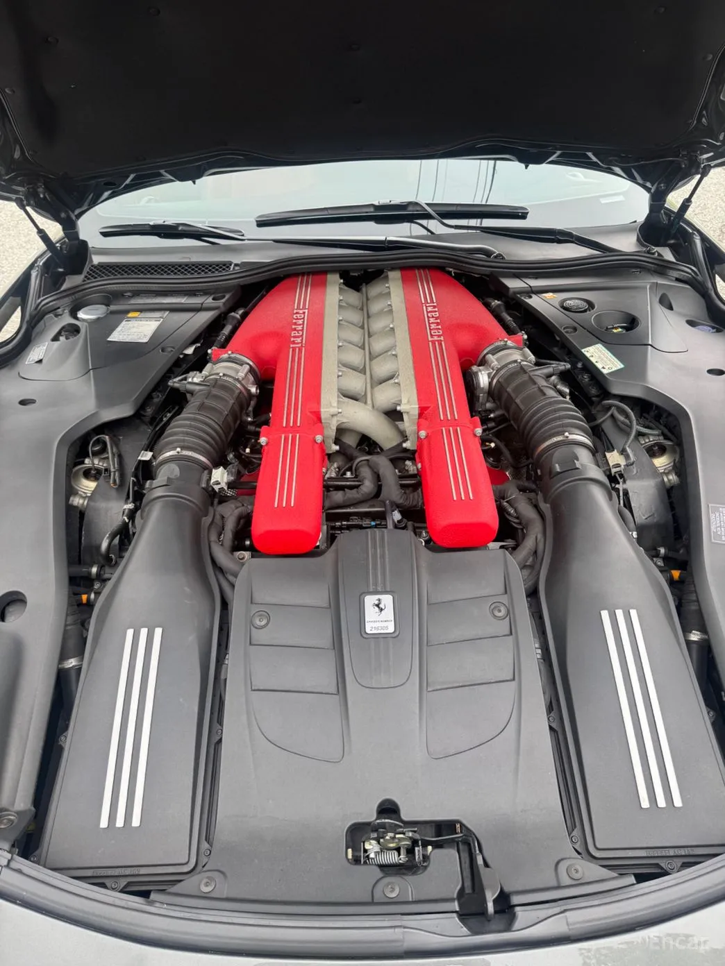 Ferrari F12 Berlinetta превью 10