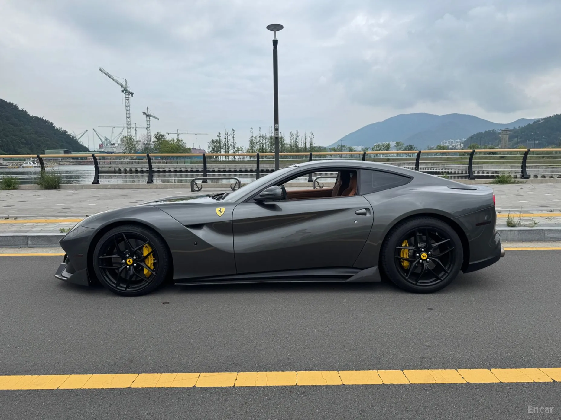 Ferrari F12 Berlinetta превью 3