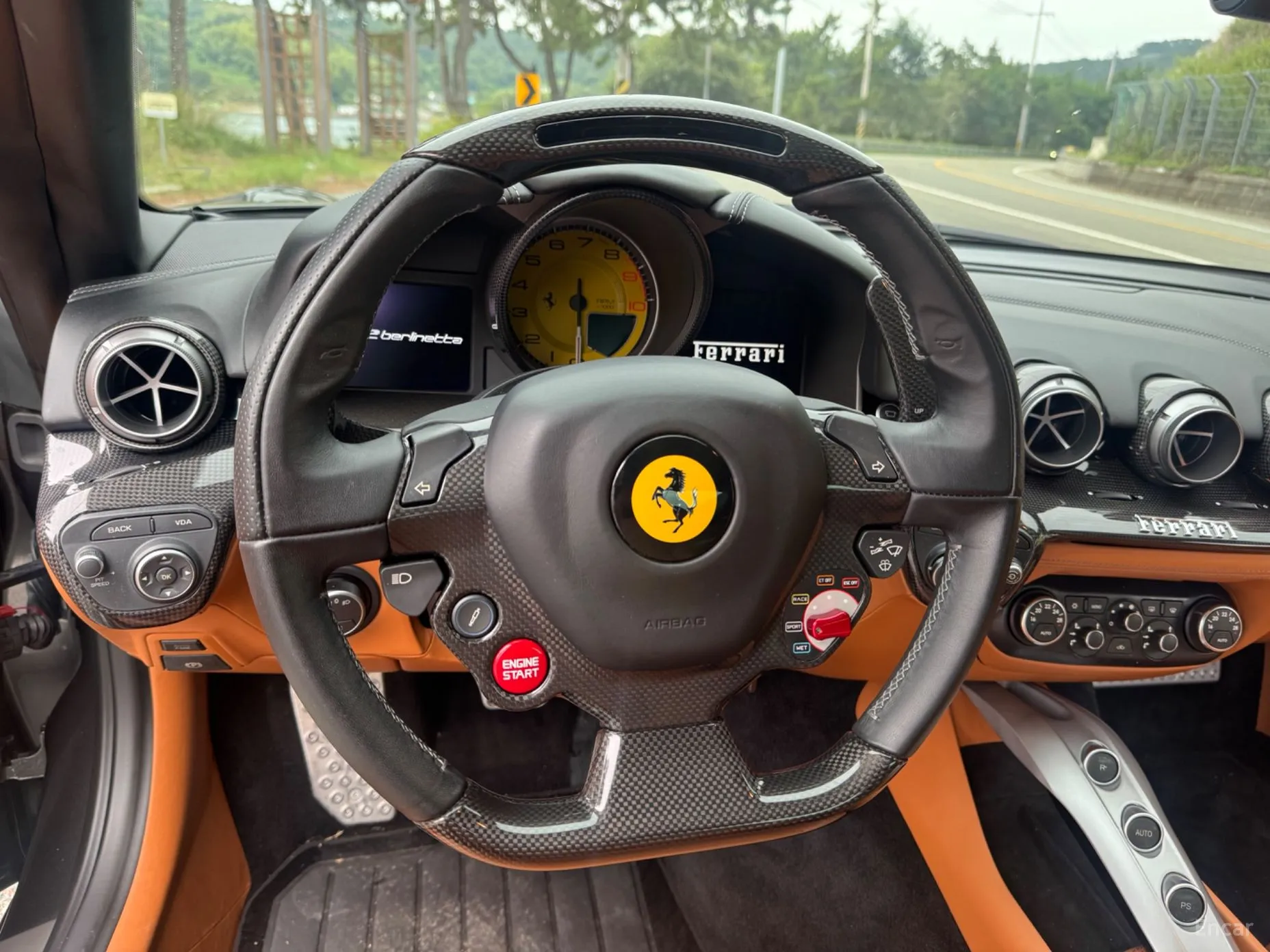 Ferrari F12 Berlinetta превью 6