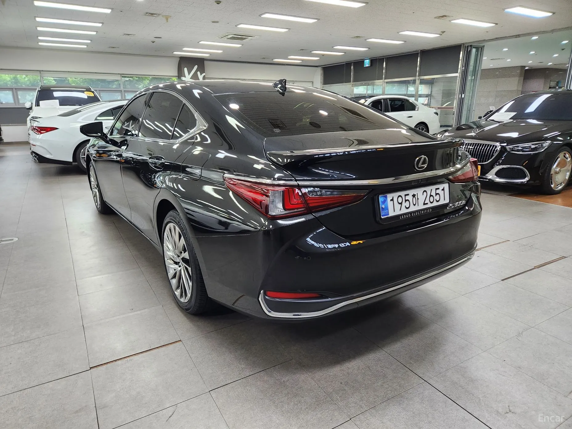 Lexus ES300h 7th Generation