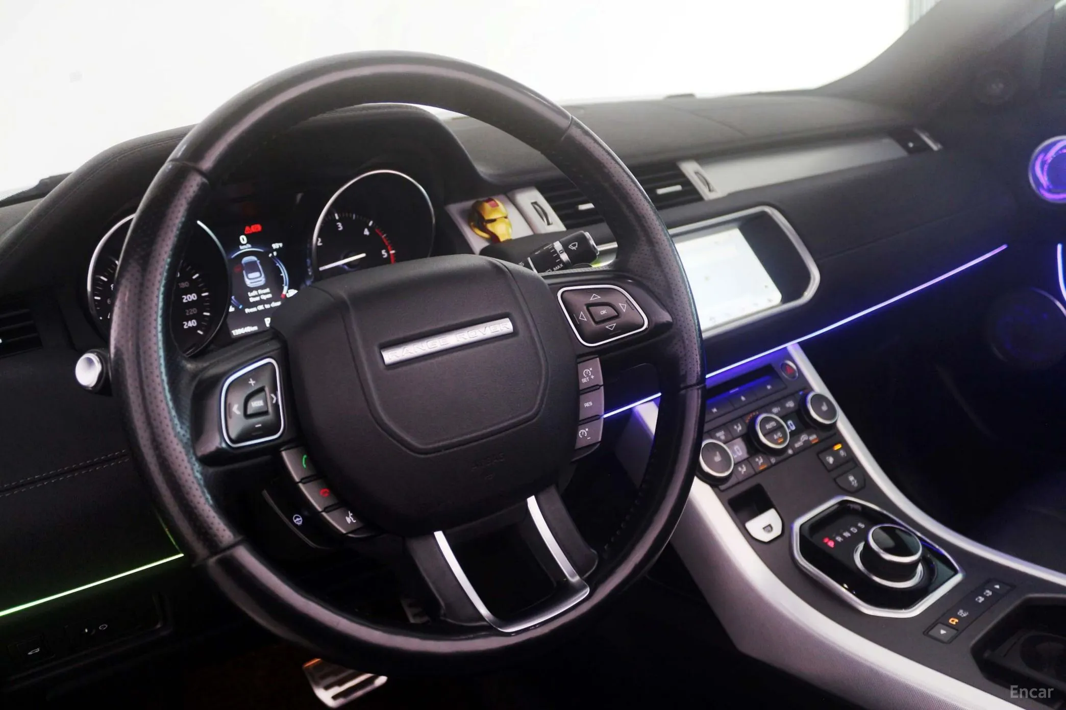 Land Rover Range Rover Evoque превью 16