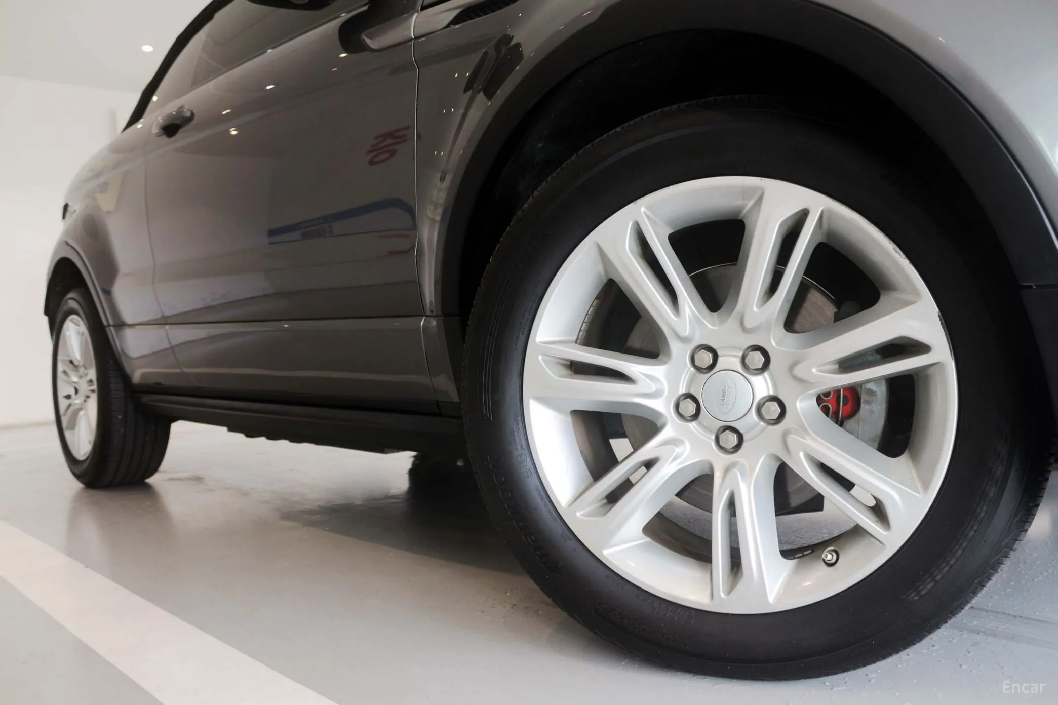Land Rover Range Rover Evoque превью 9