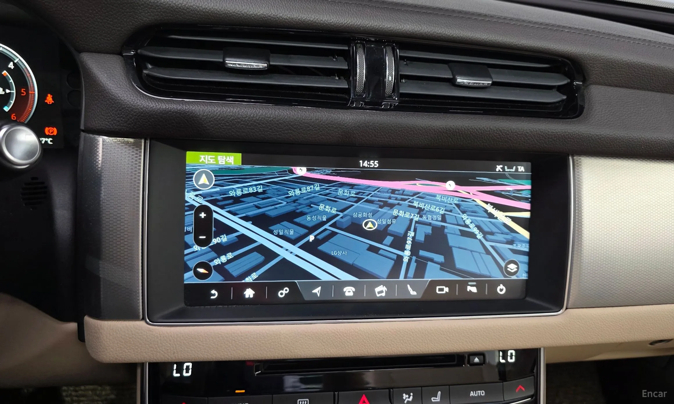Jaguar XF (x260) превью 14