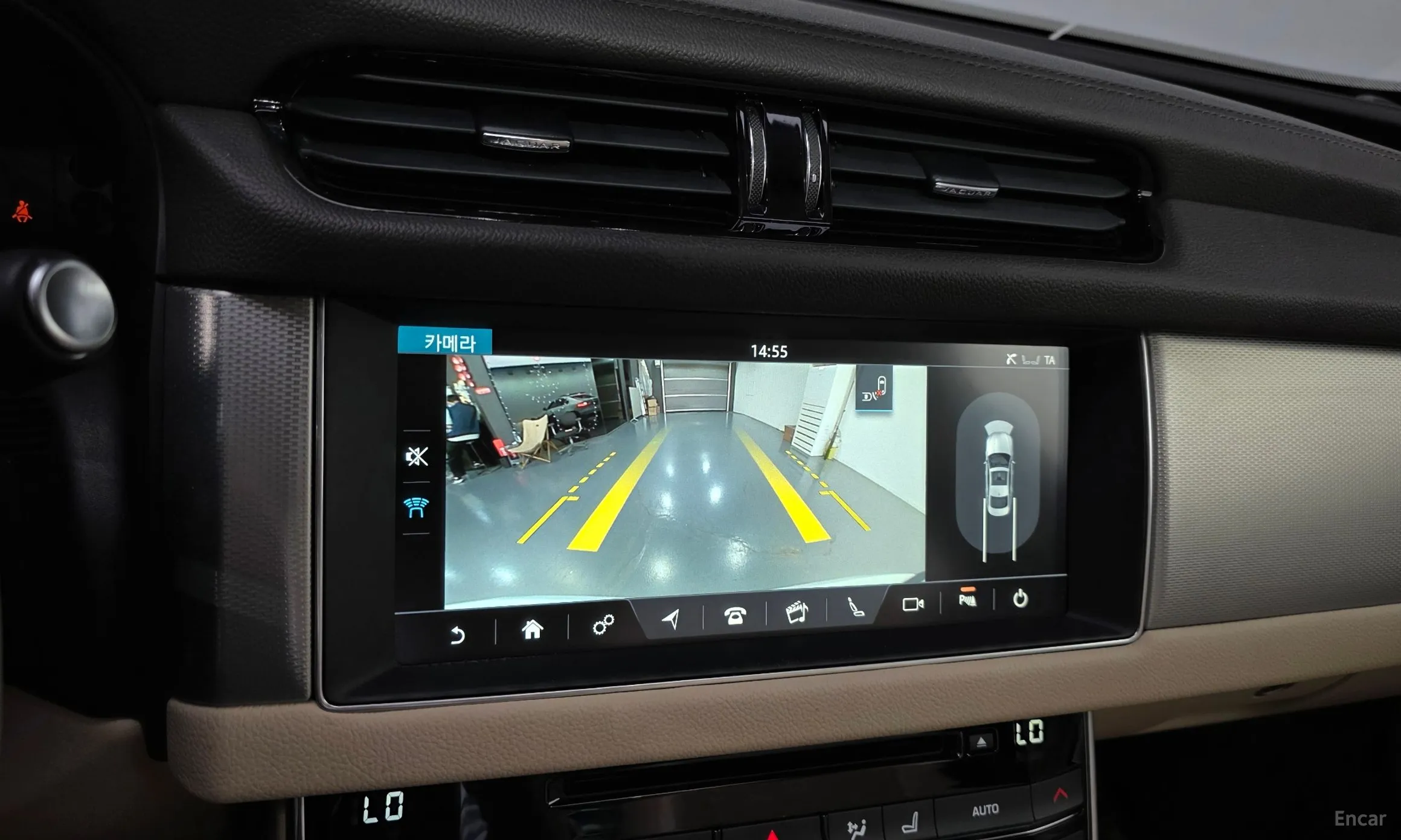 Jaguar XF (x260) превью 15