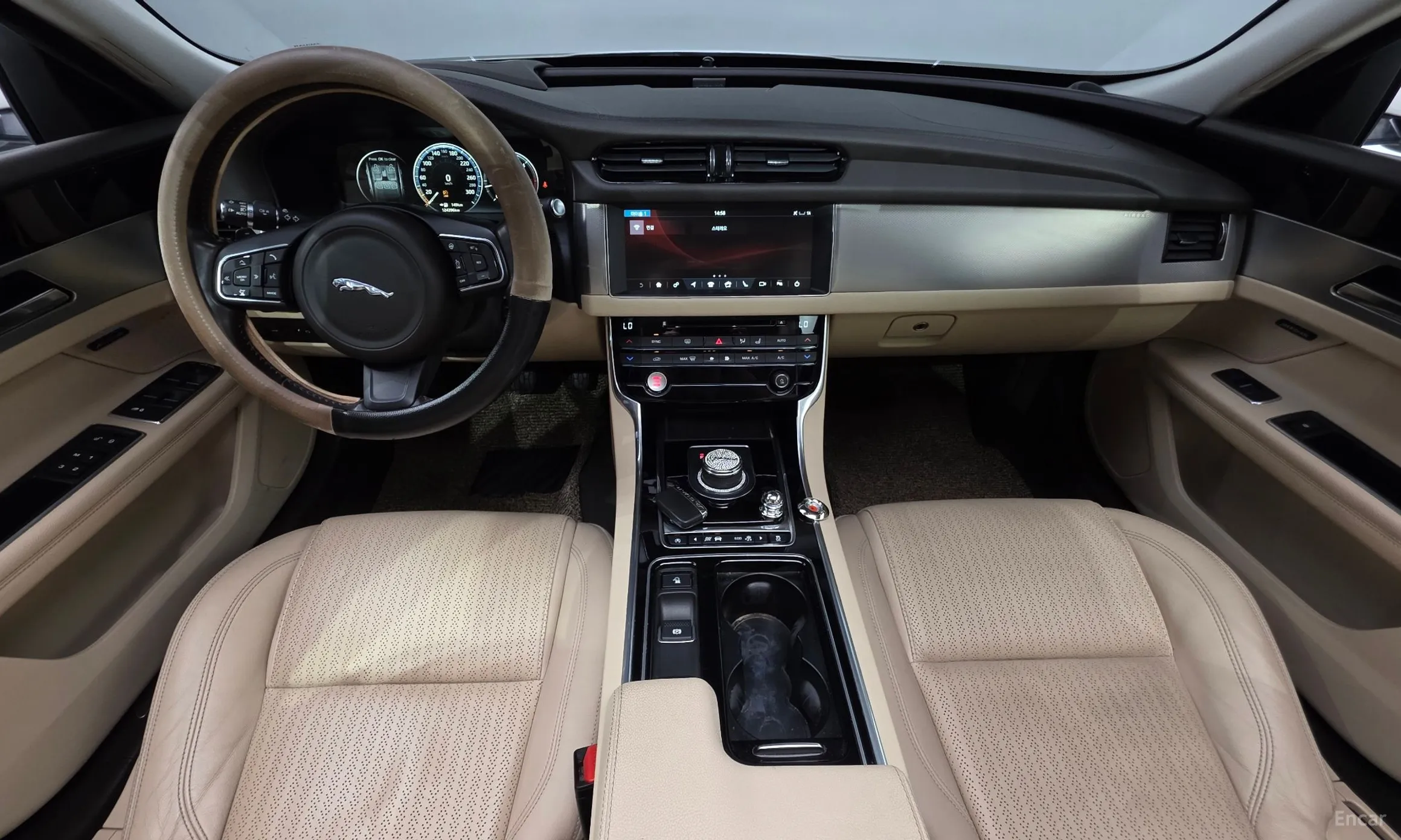 Jaguar XF (x260) превью 7