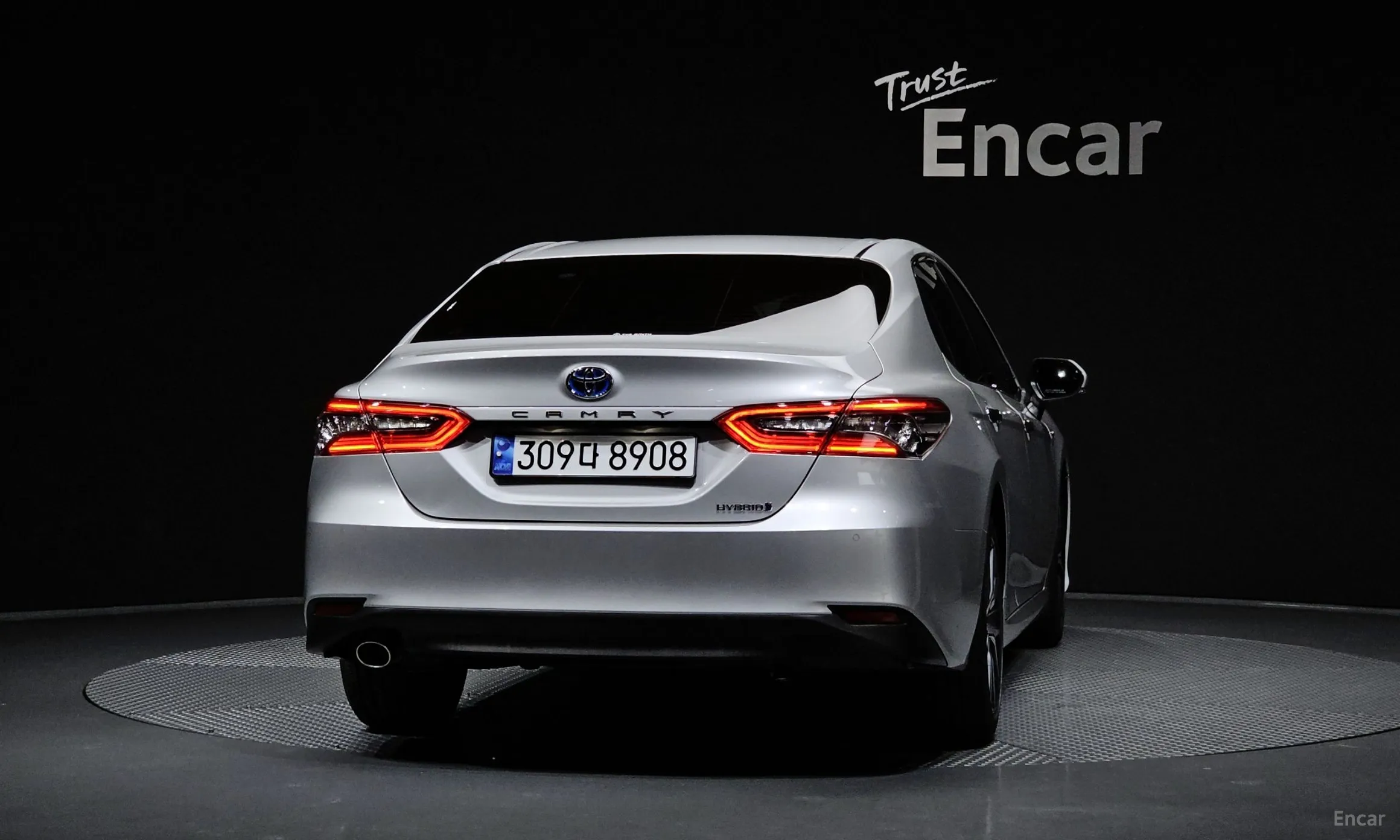 Toyota Camry (XV70) превью 4
