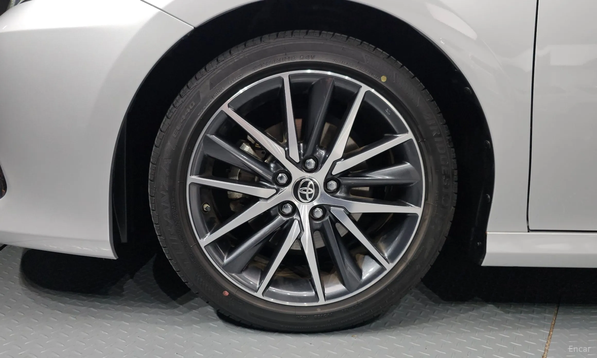 Toyota Camry (XV70) превью 5