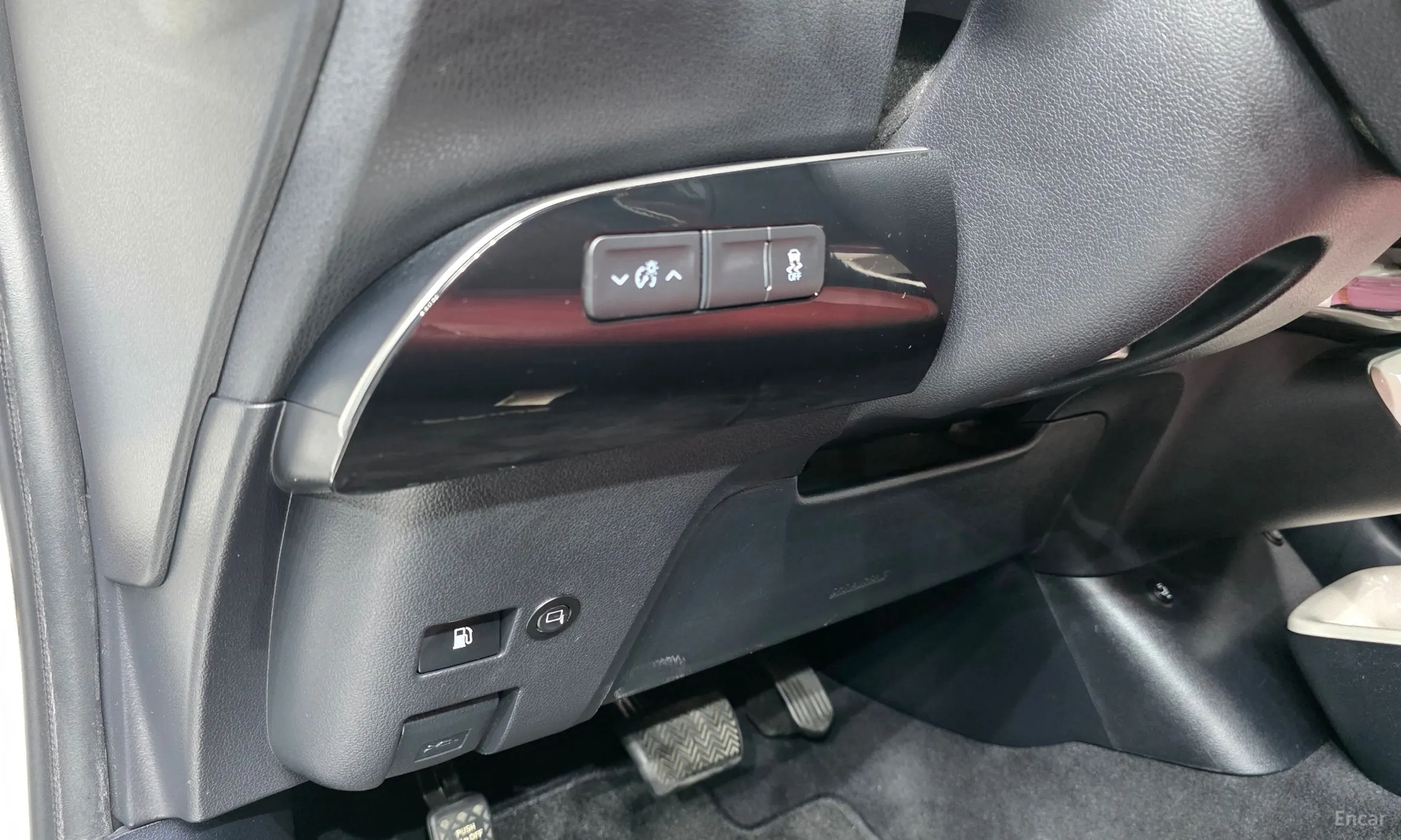 Toyota Prius 4th Generation превью 16
