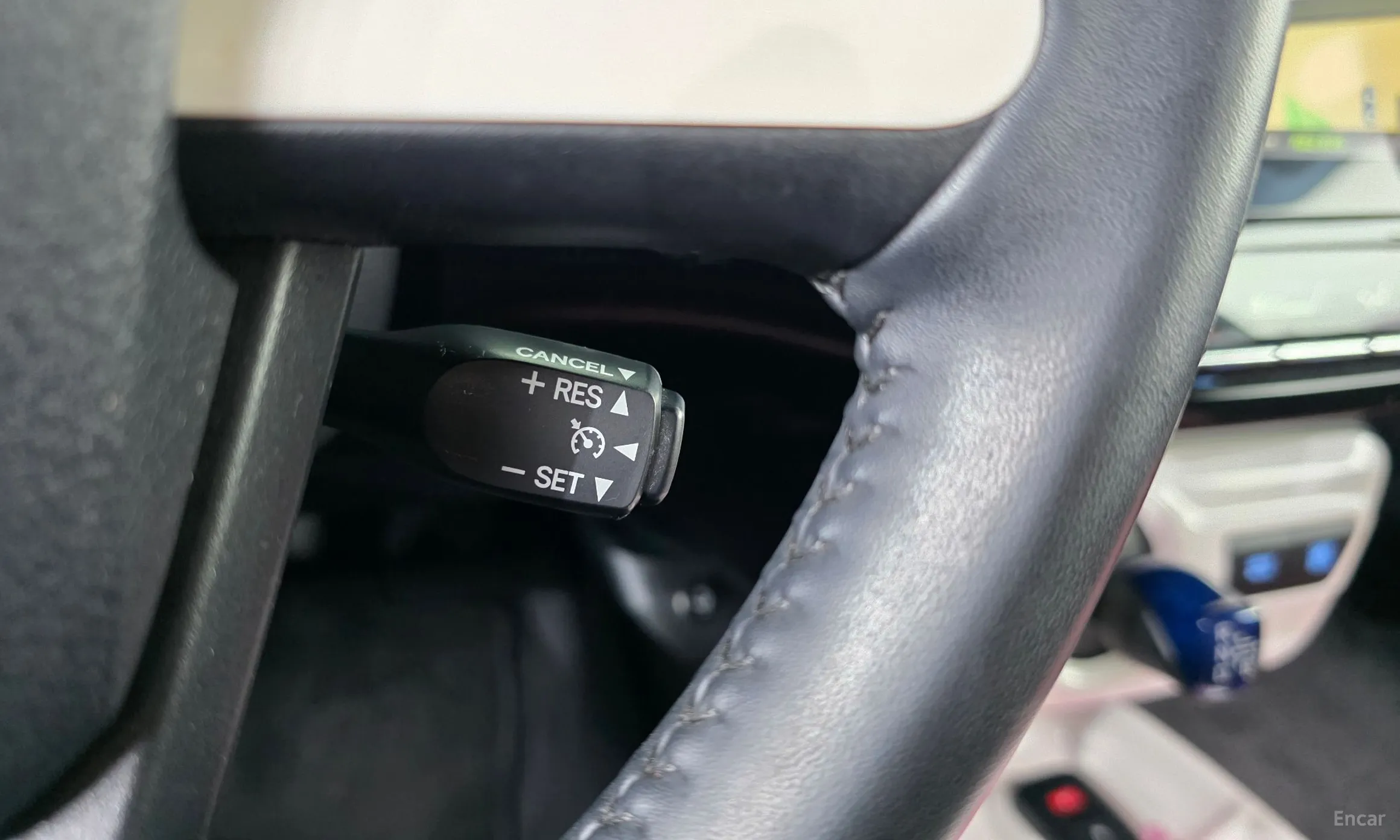 Toyota Prius 4th Generation превью 18