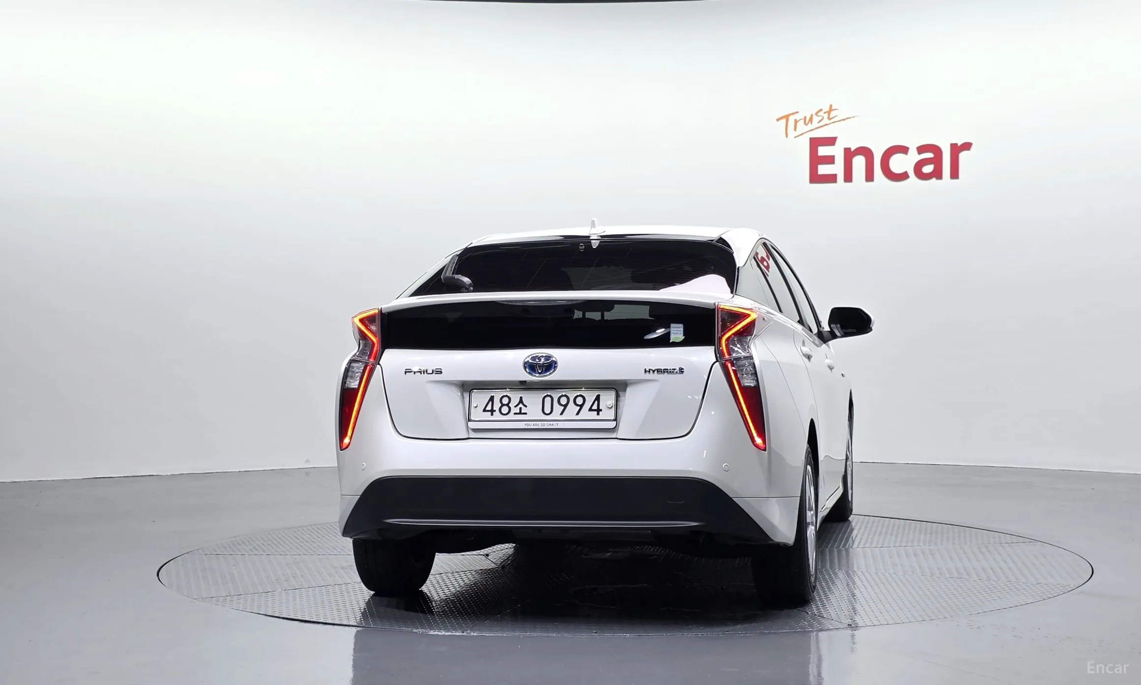 Toyota Prius 4th Generation превью 4