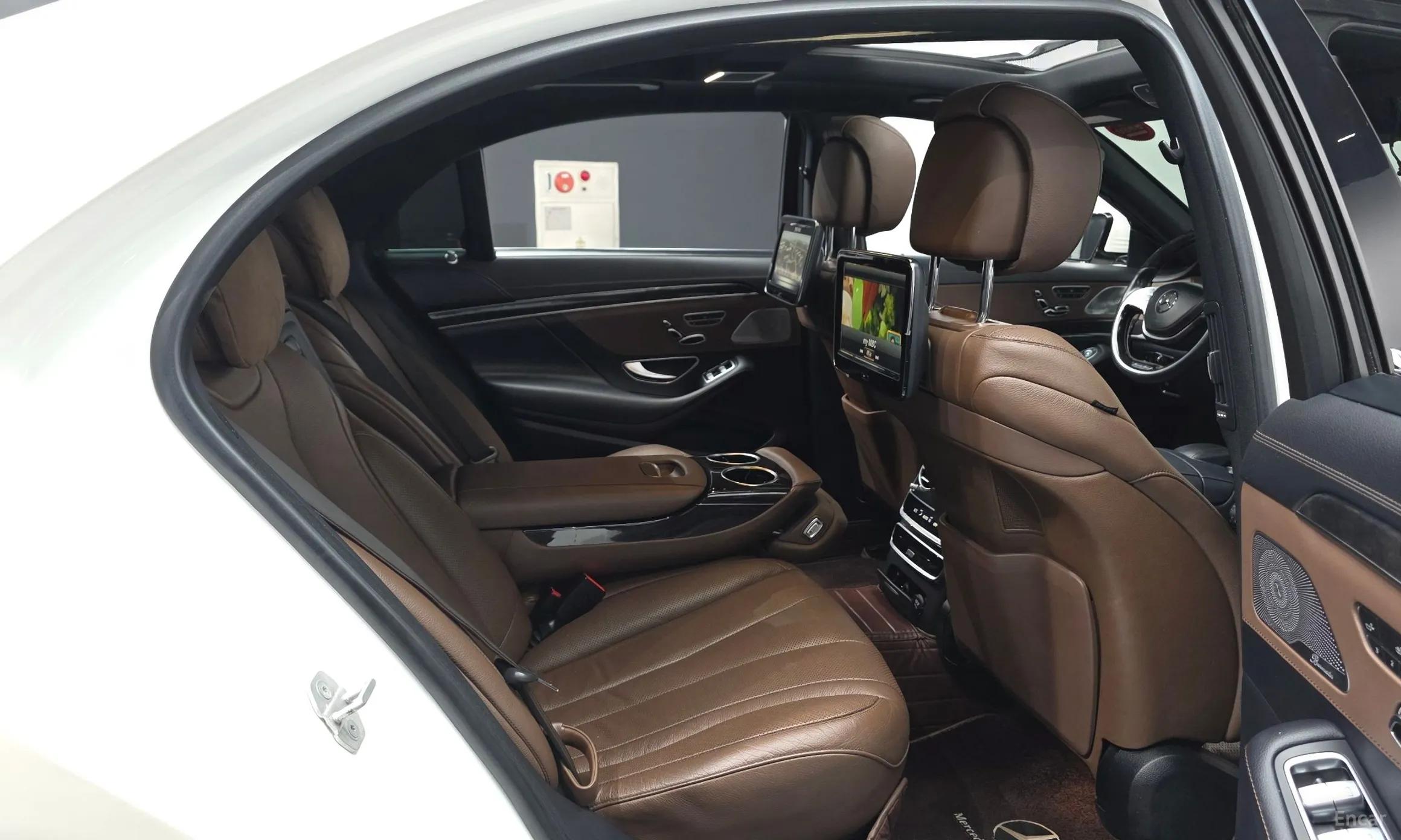 Mercedes Benz S-Class W222 превью 12