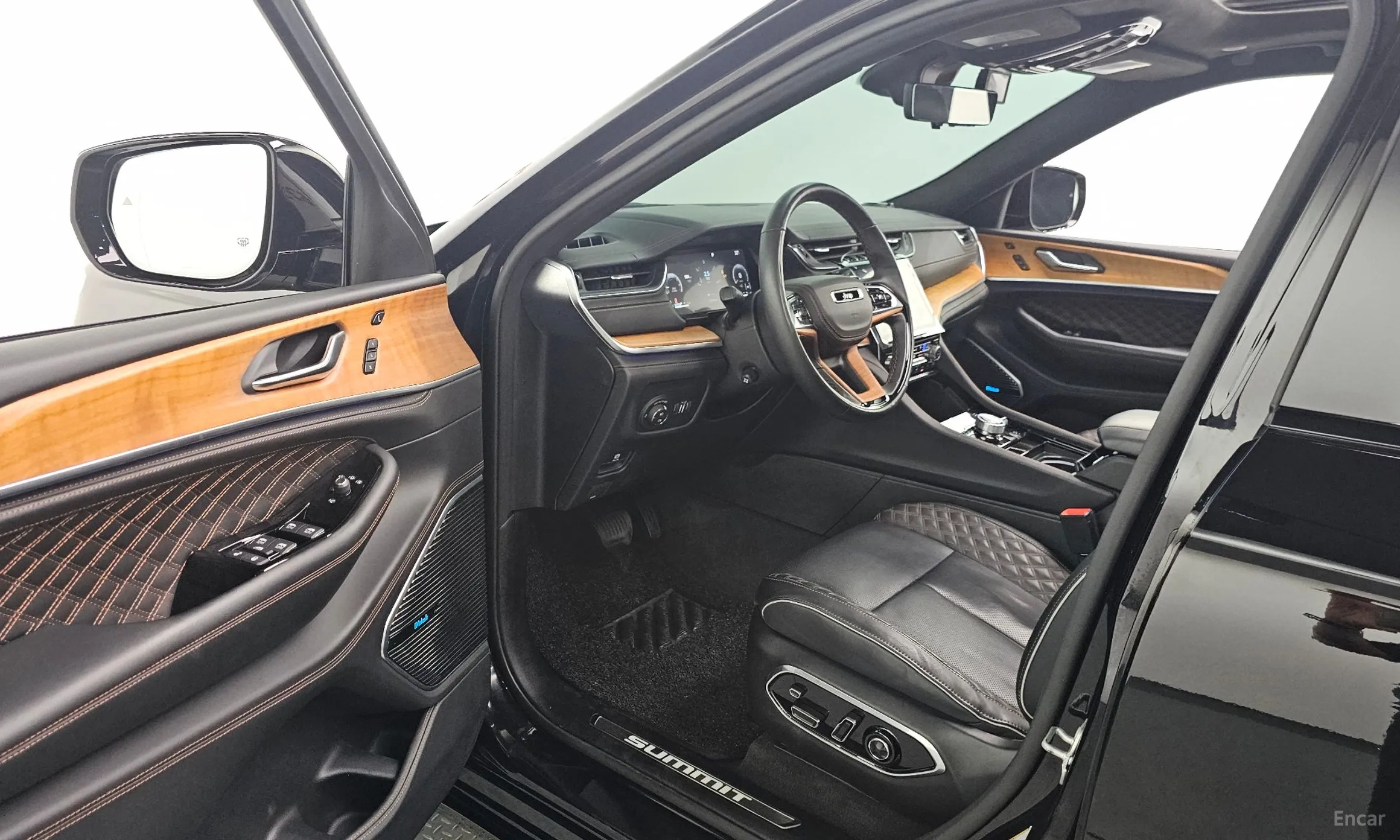 Jeep Grand Cherokee (WL) превью 10