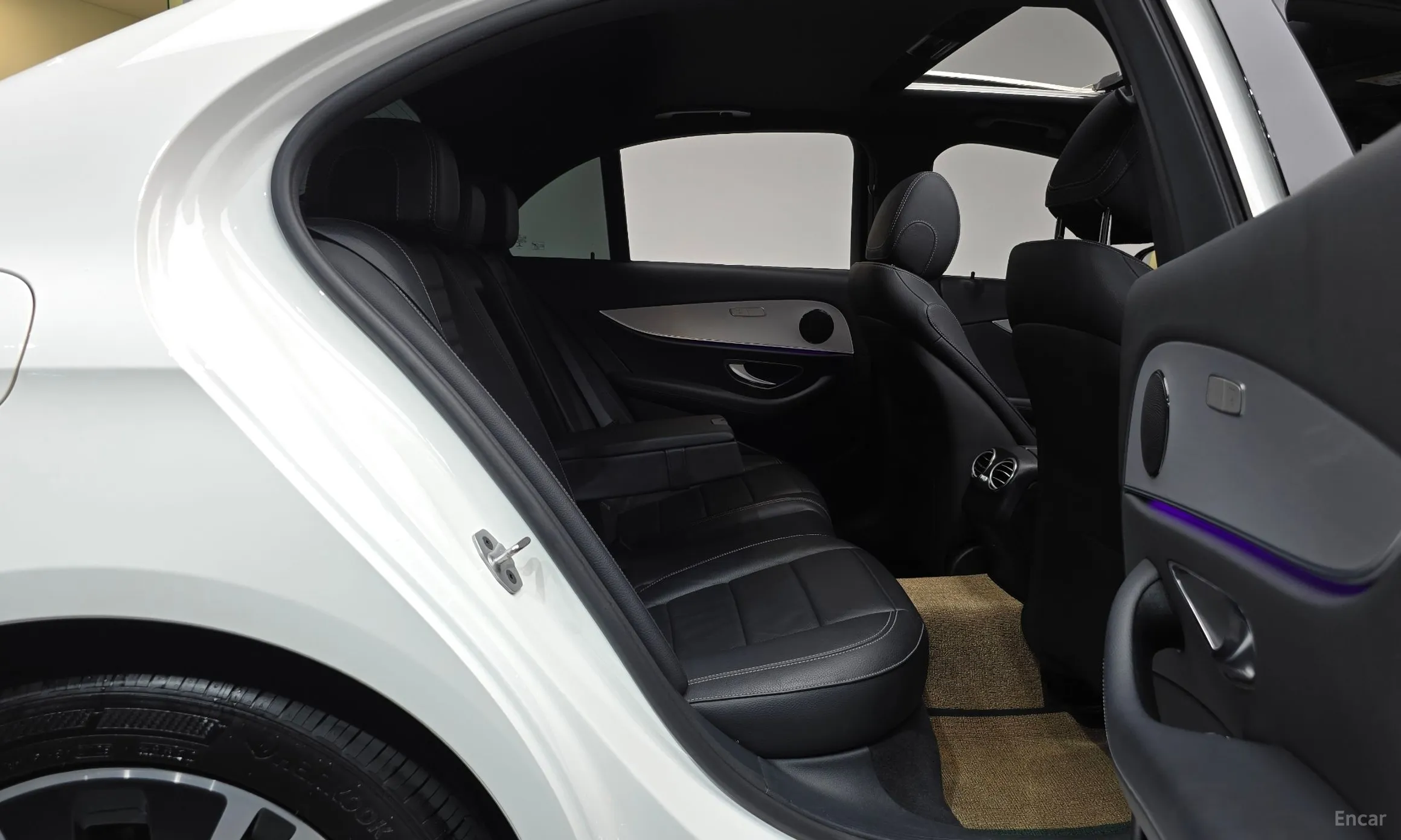 Mercedes Benz E-Class W213 превью 11