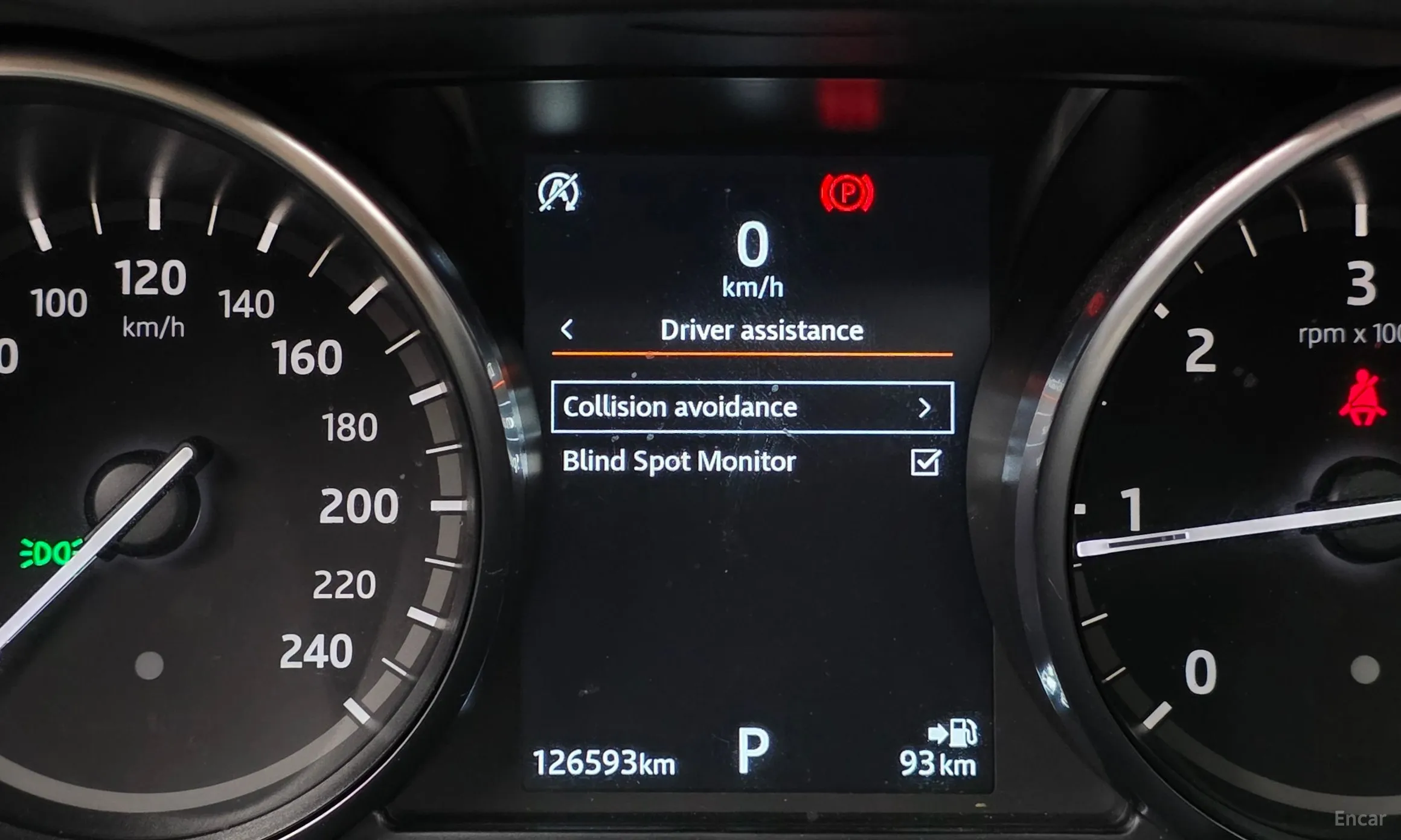Land Rover Discovery Sports превью 15