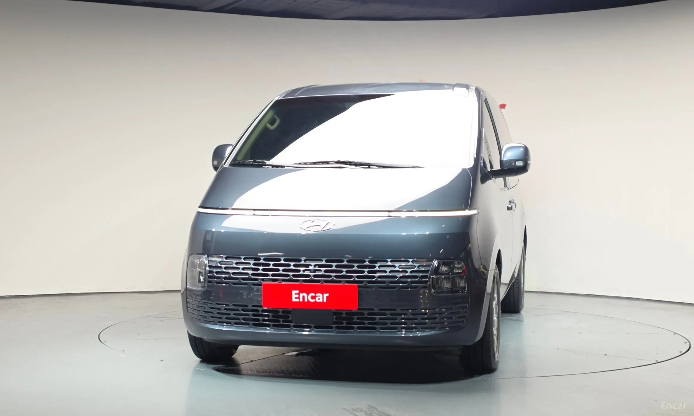 Hyundai Staria превью 3