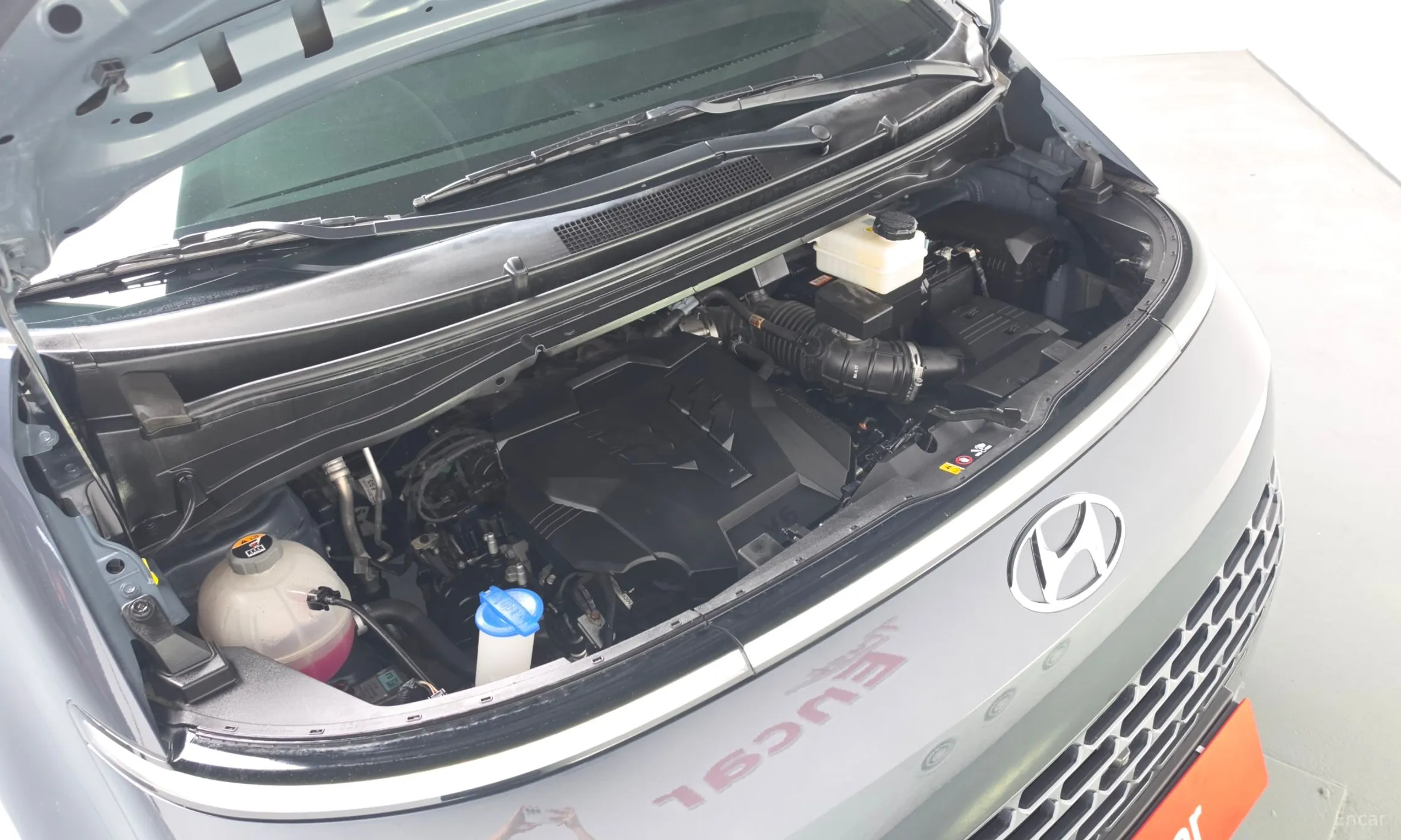 Hyundai Staria превью 6
