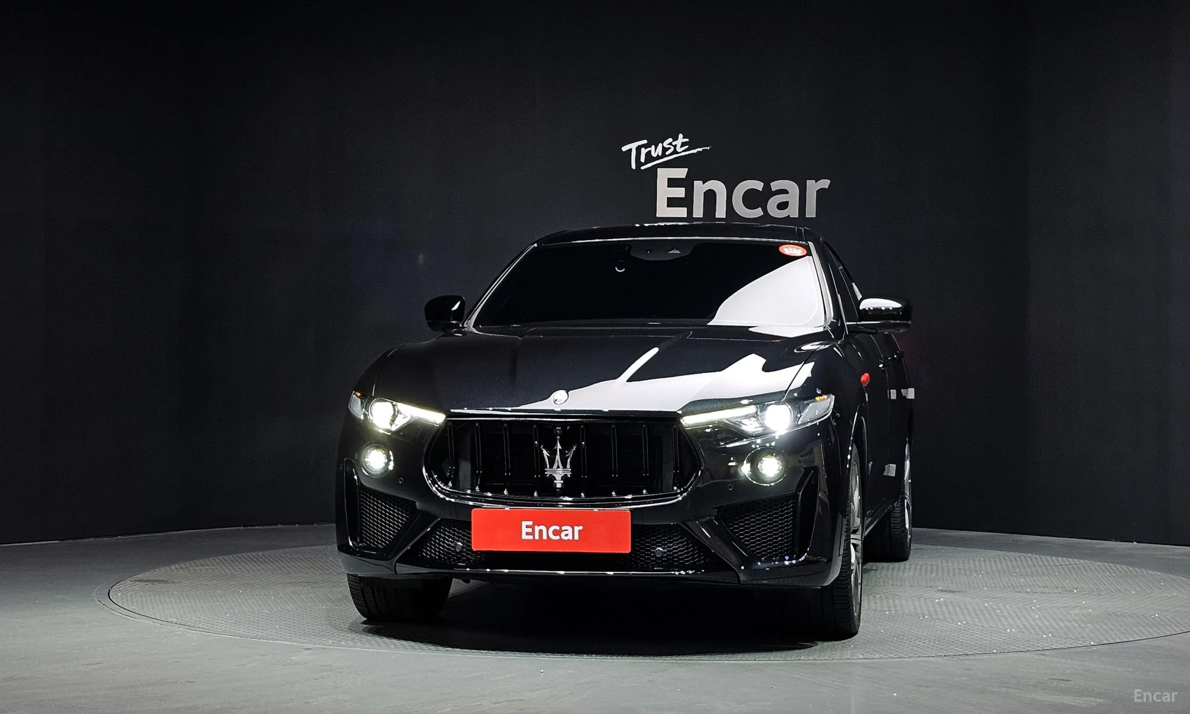 Maserati Levante превью 3