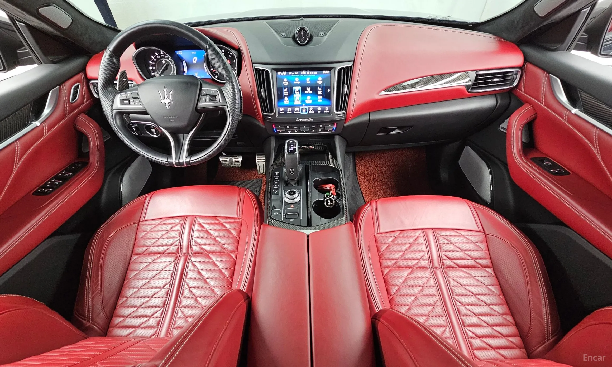 Maserati Levante превью 7