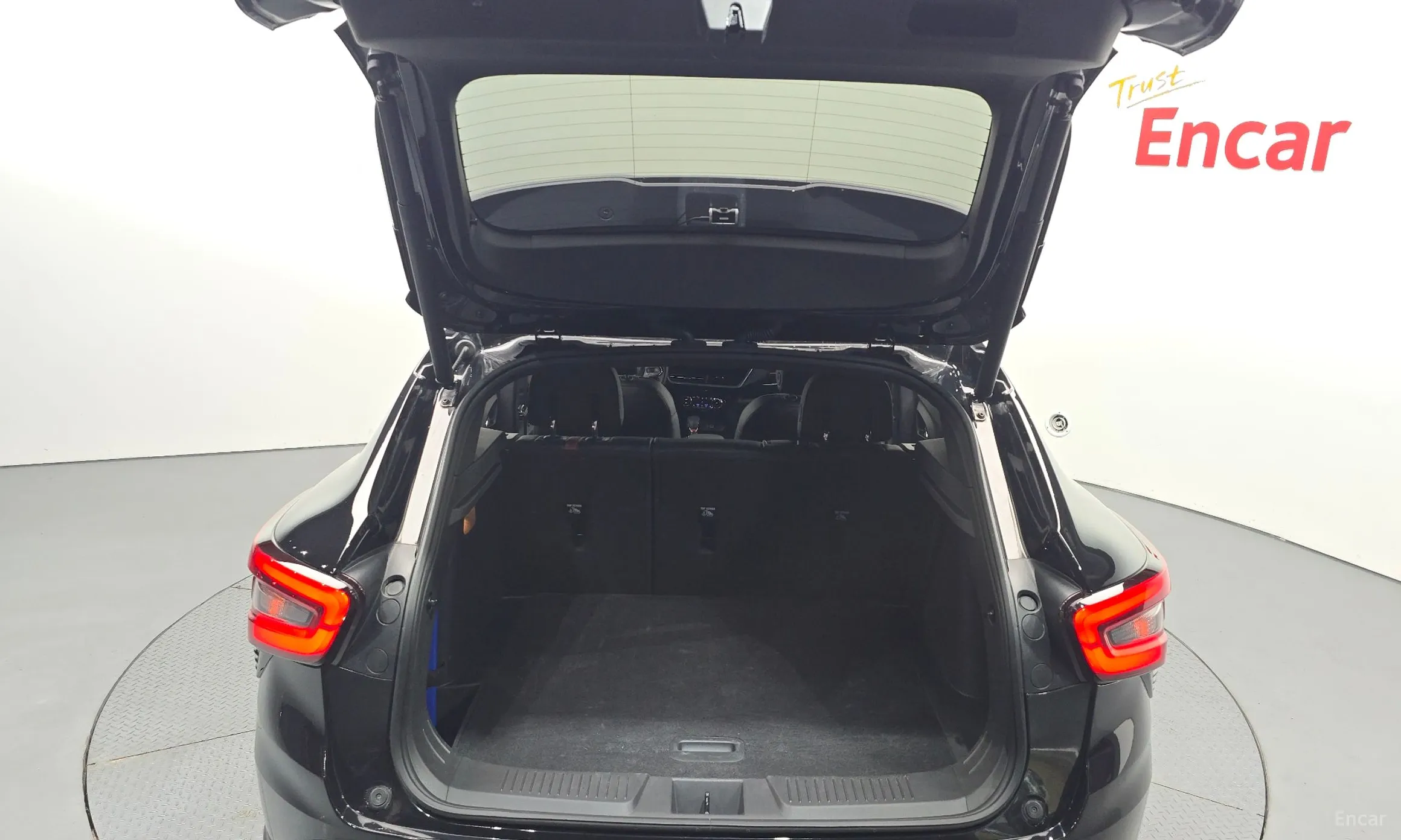 Chevrolet (GM Daewoo) Trax Crossover превью 20
