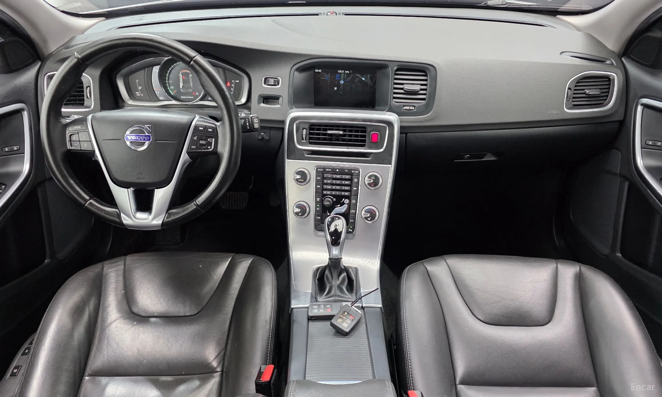 Volvo V60 превью 7