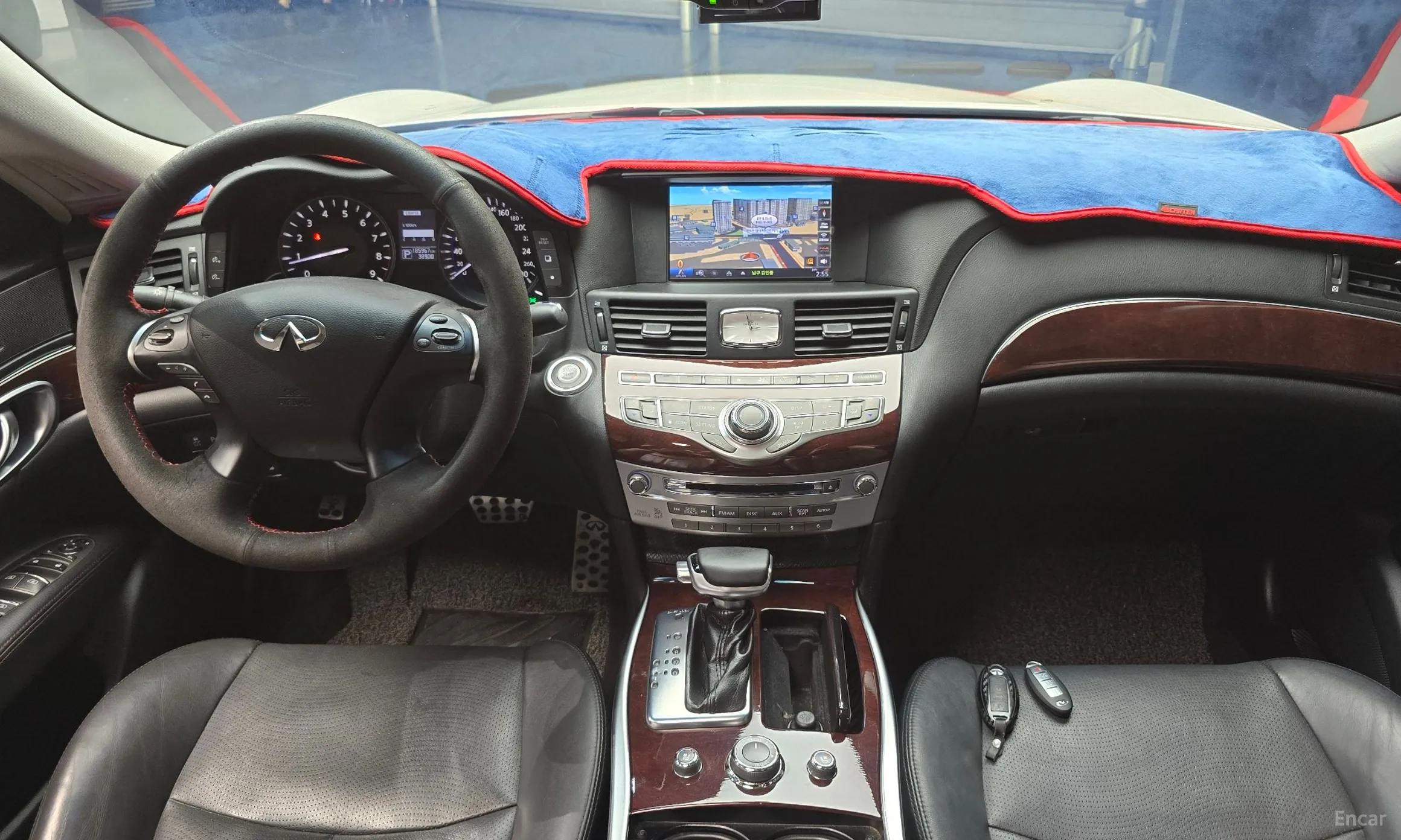 Infiniti Q70 превью 7