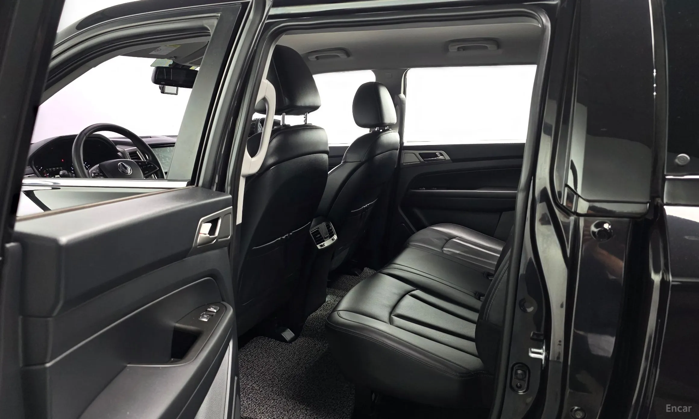KG Mobility (SsangYong) Rexton Sports превью 12