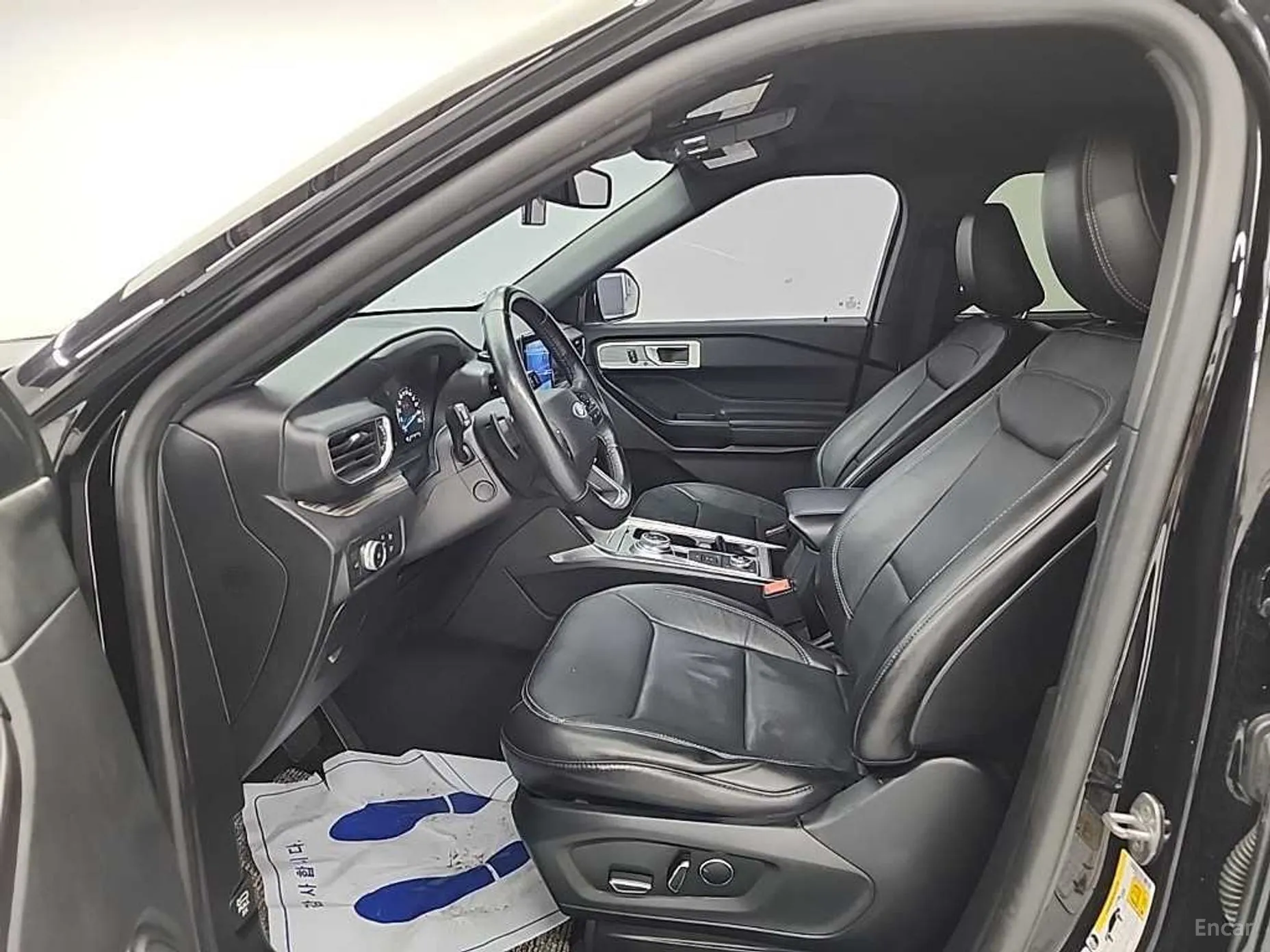 Ford Explorer 6th Generation превью 11
