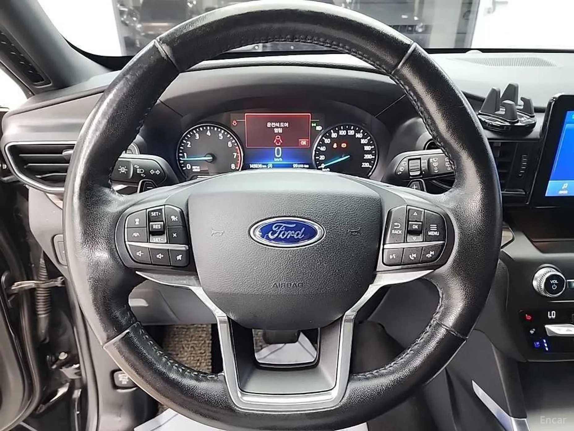 Ford Explorer 6th Generation превью 9