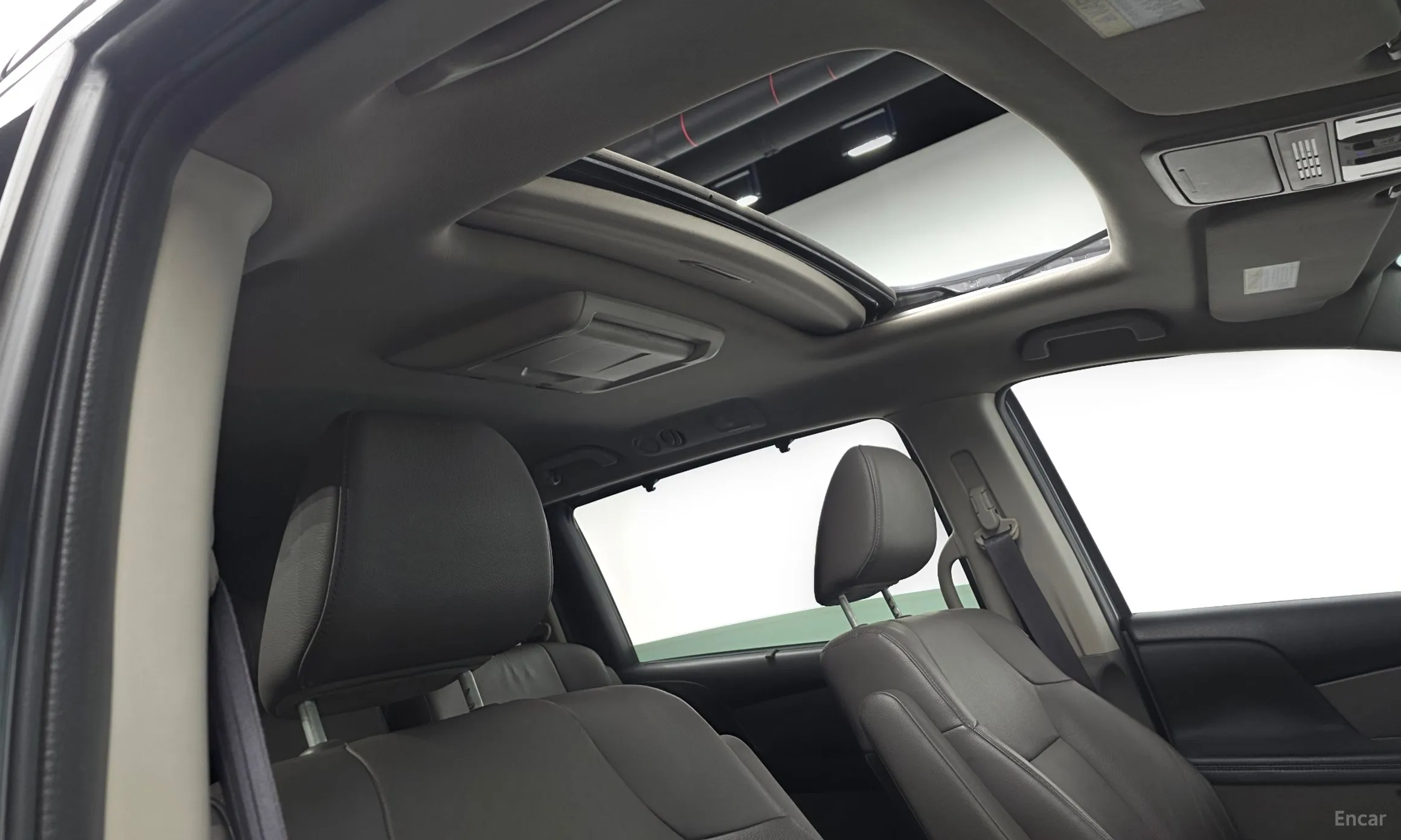 Honda Odyssey превью 14