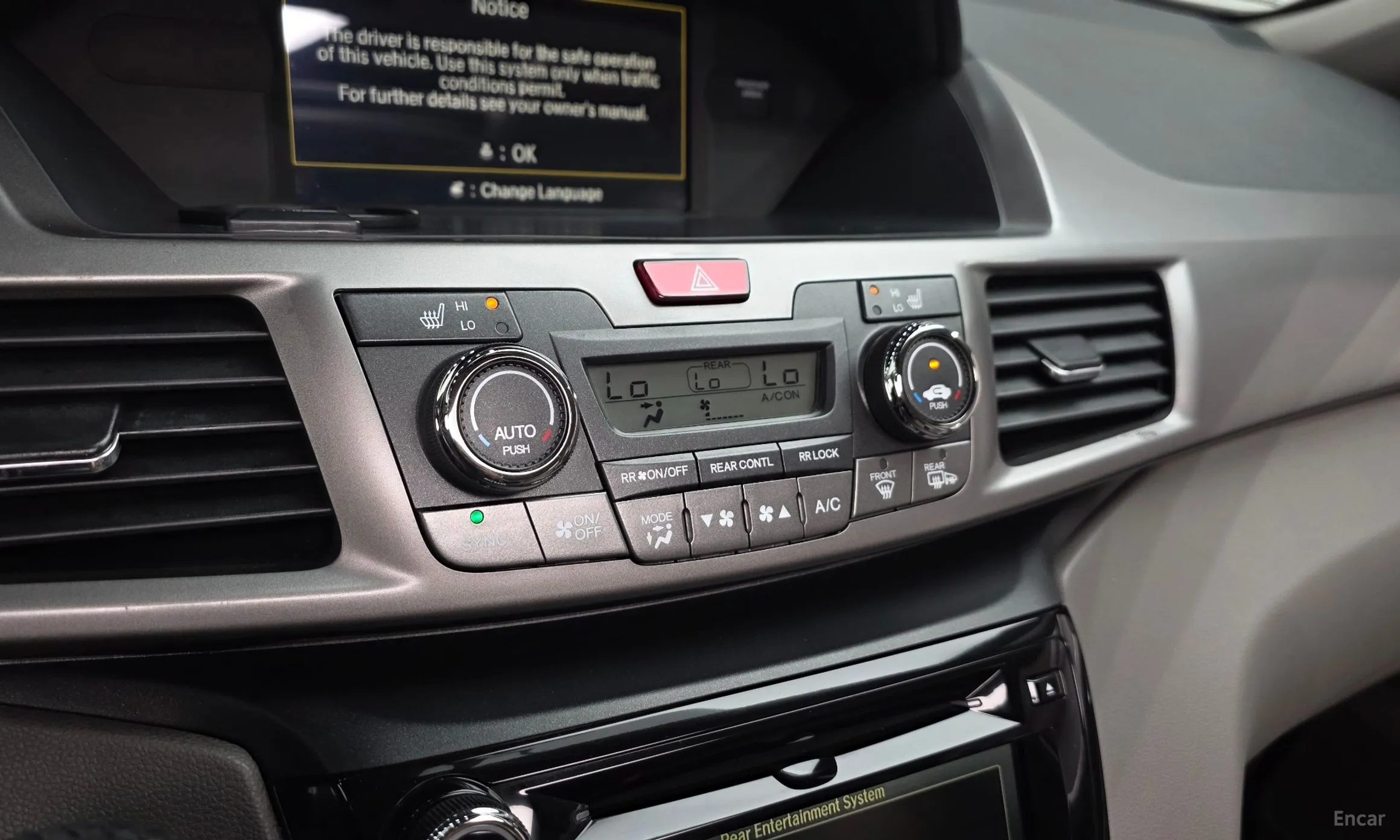 Honda Odyssey превью 18