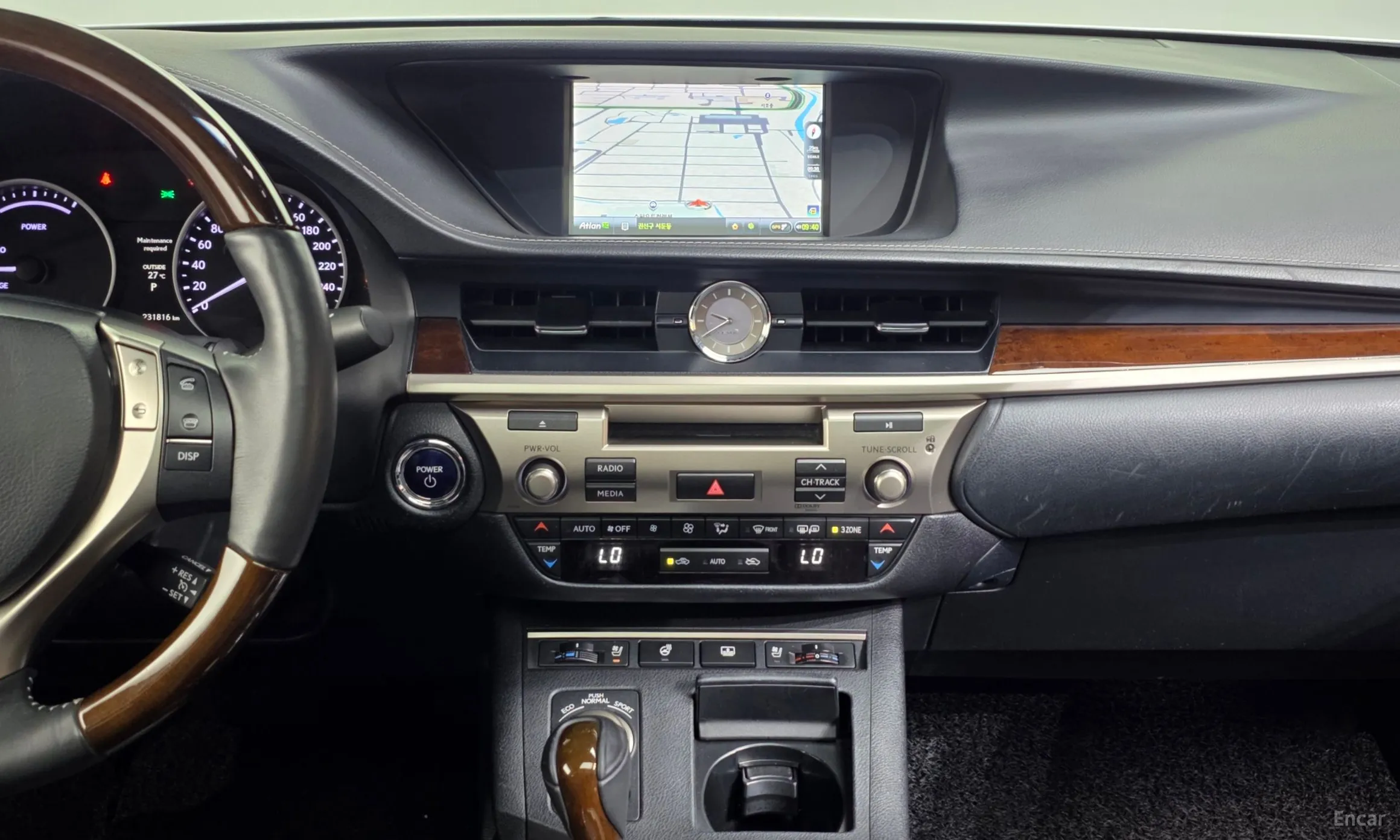 Lexus New ES300h превью 14