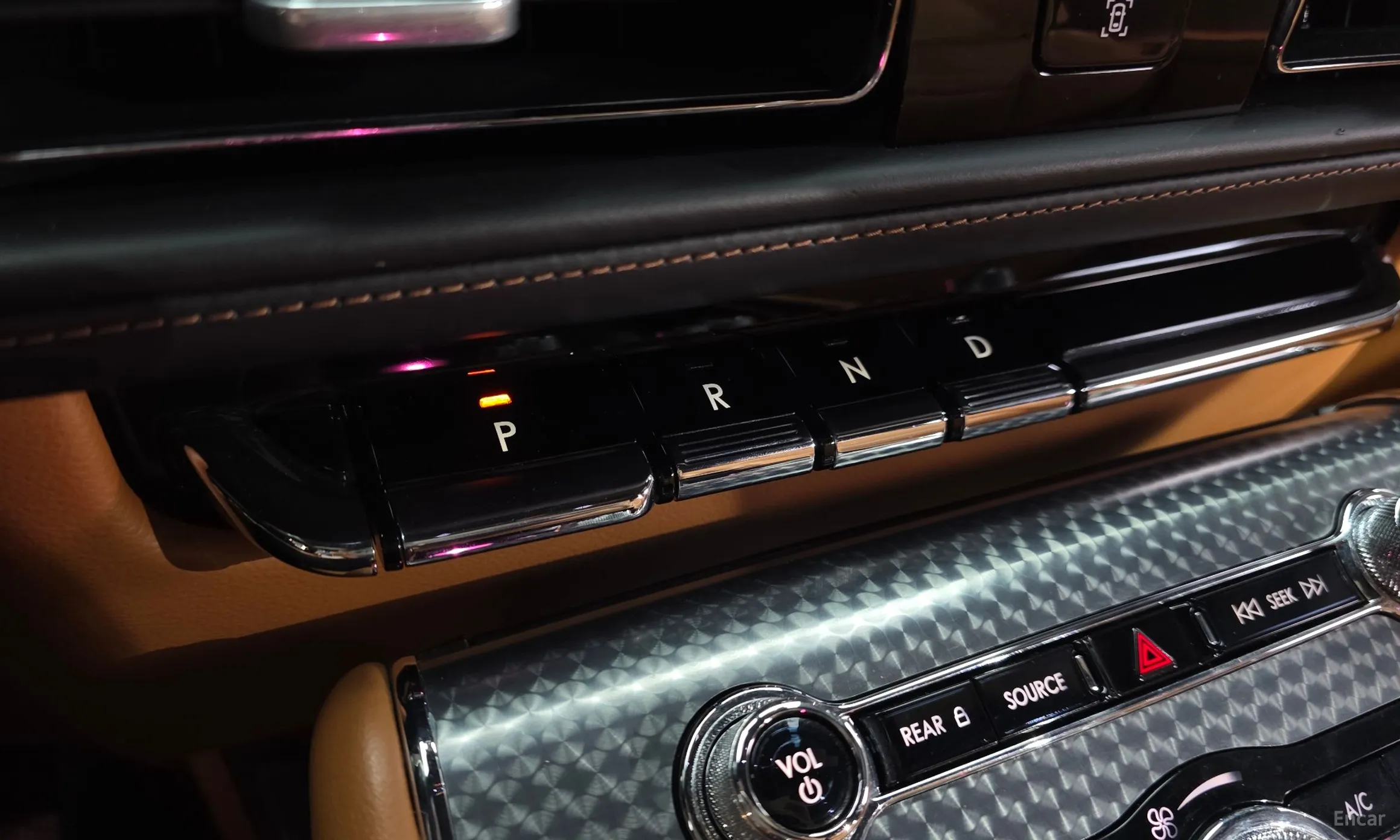 Lincoln Aviator 2nd Generation превью 9