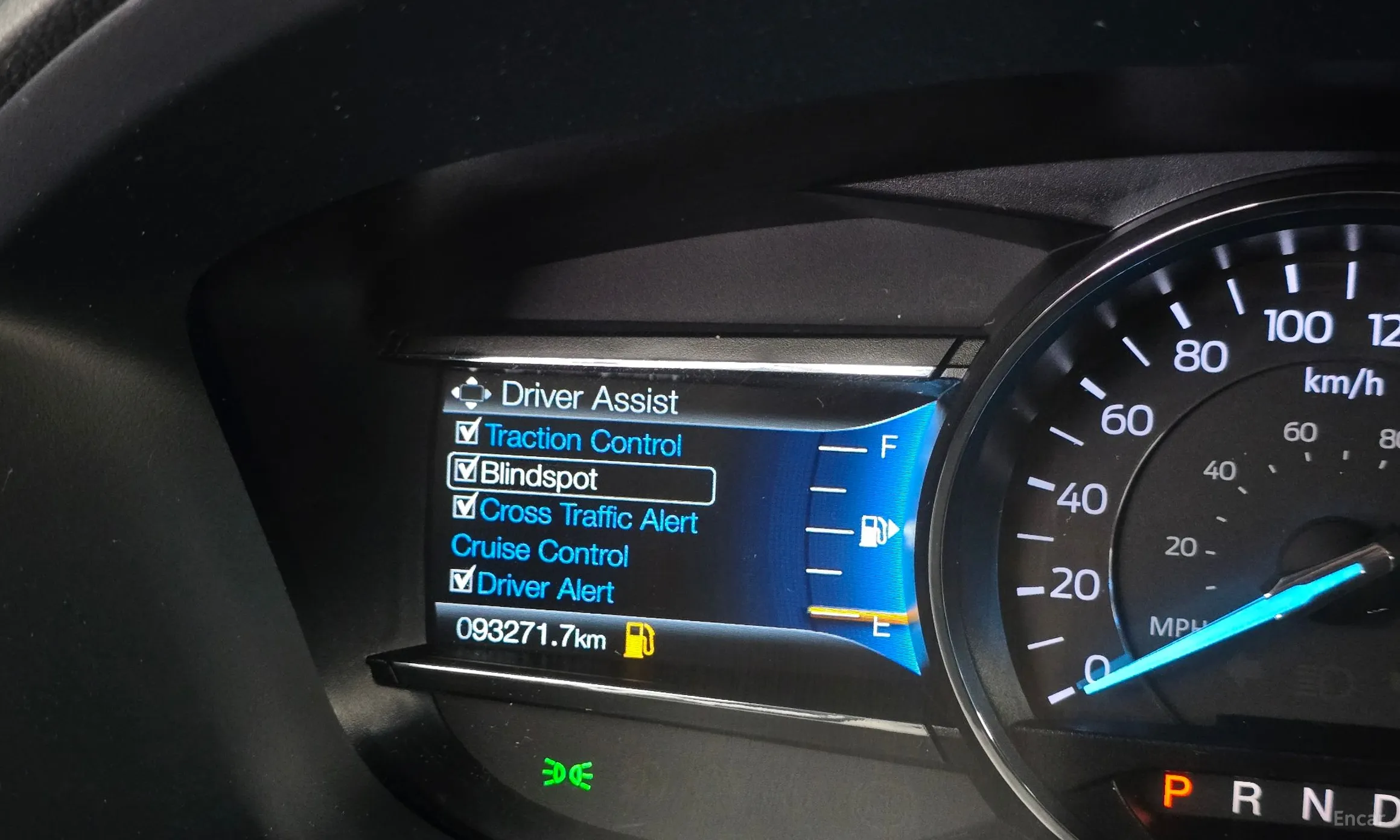 Ford Explorer превью 16