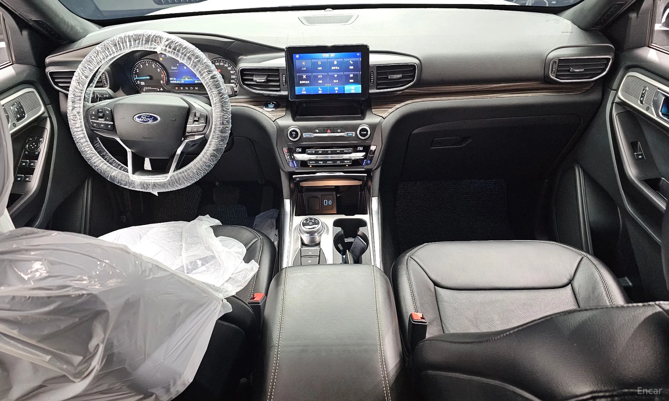Ford Explorer 6th Generation превью 7