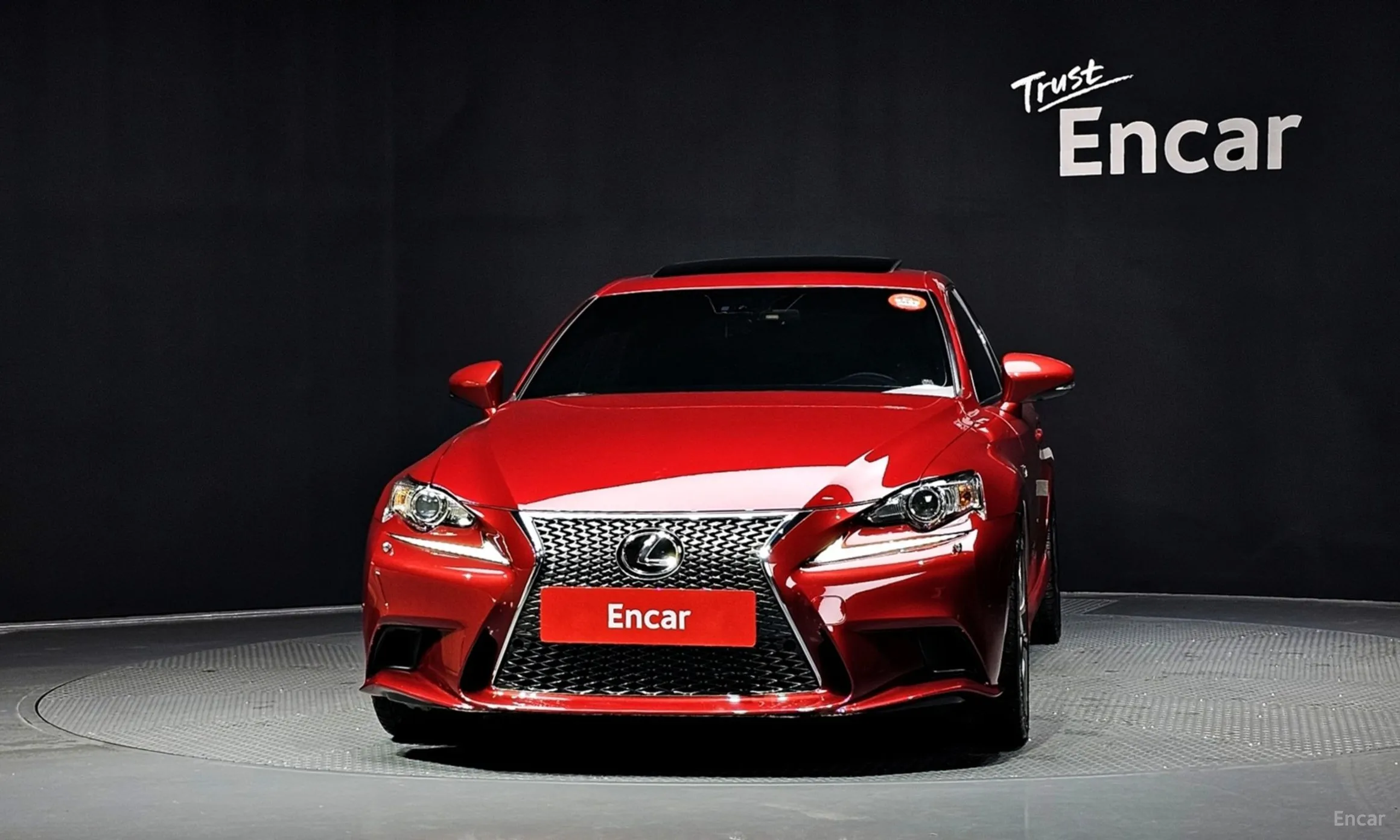 Lexus New IS200t превью 3