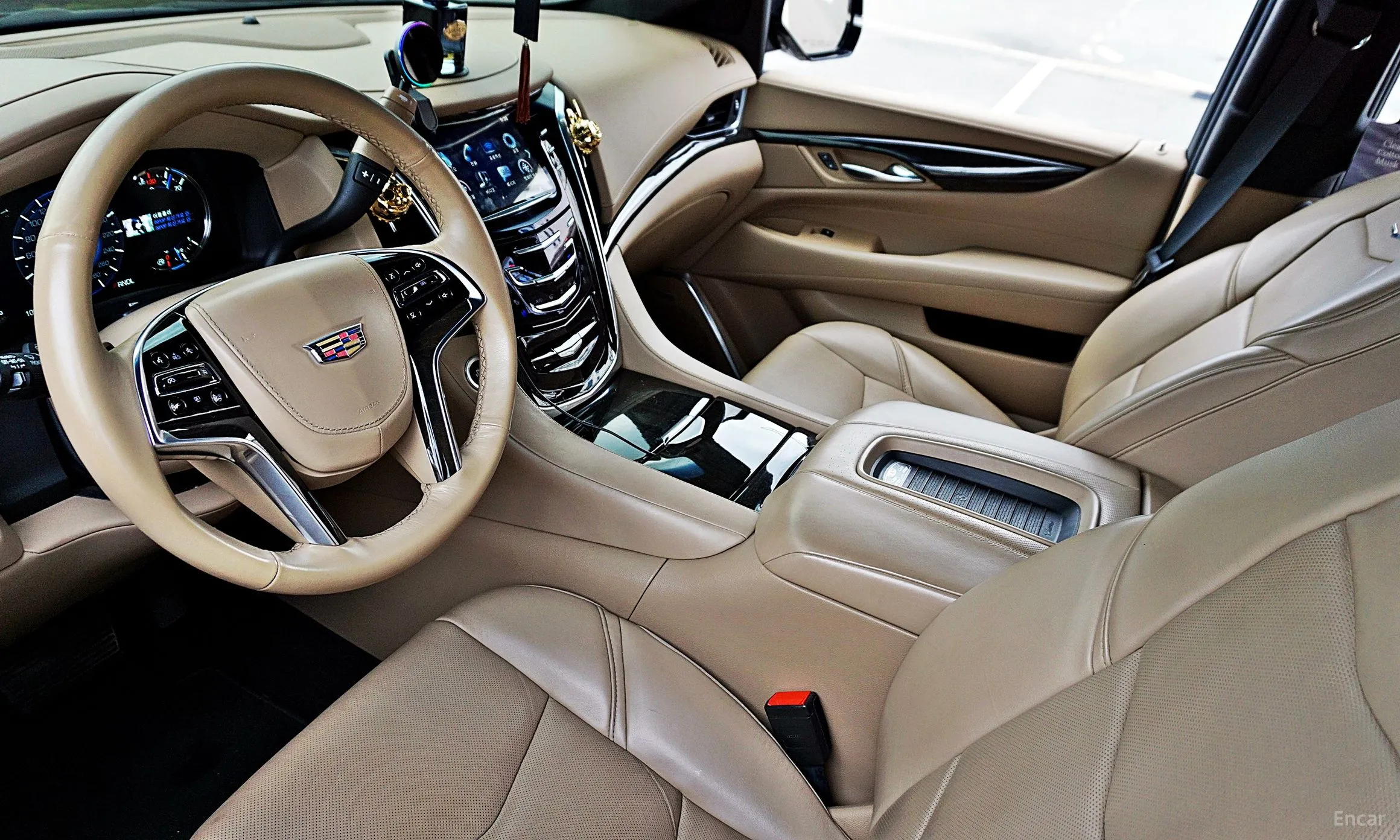 Cadillac Escalade превью 12
