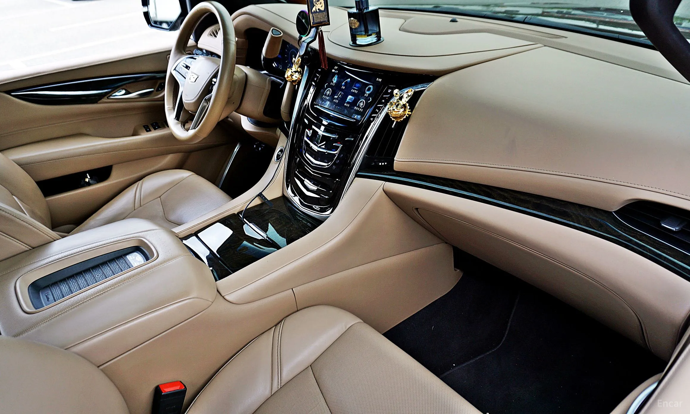 Cadillac Escalade превью 14