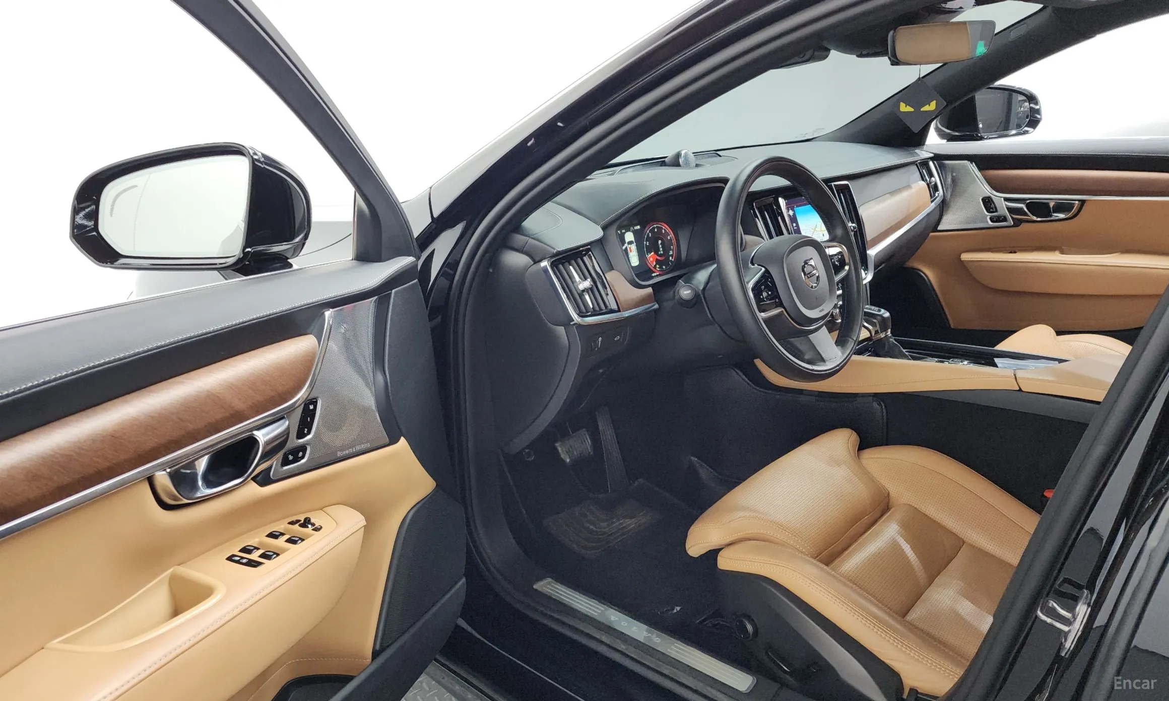 Volvo S90 превью 10