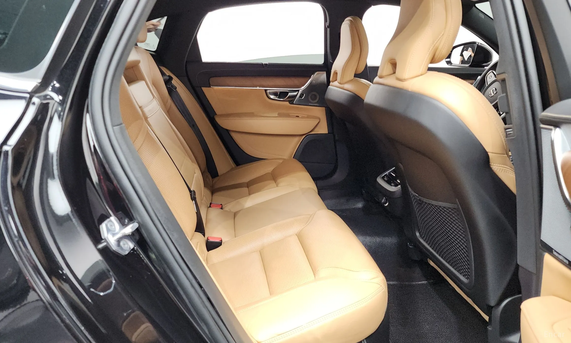 Volvo S90 превью 11