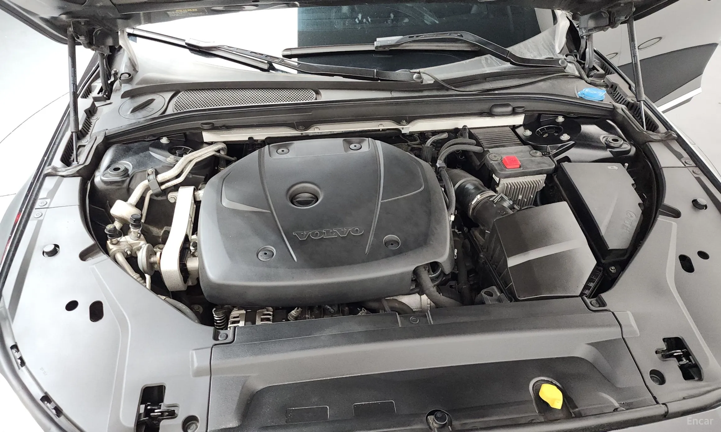 Volvo S90 превью 6