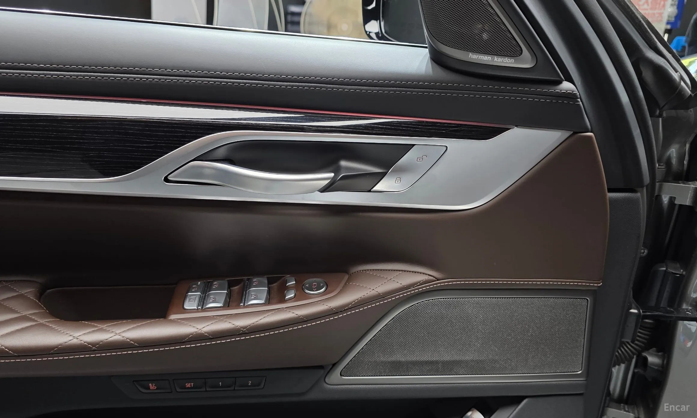 BMW 7 Series (G11) превью 19