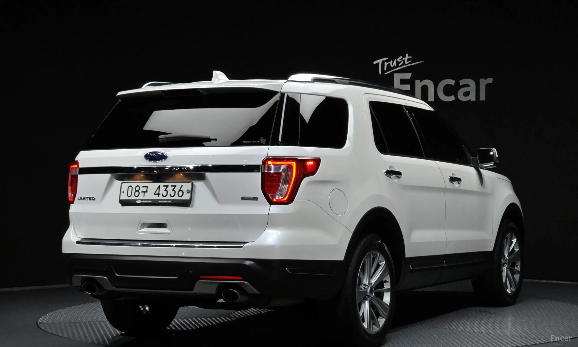 Ford Explorer превью 2