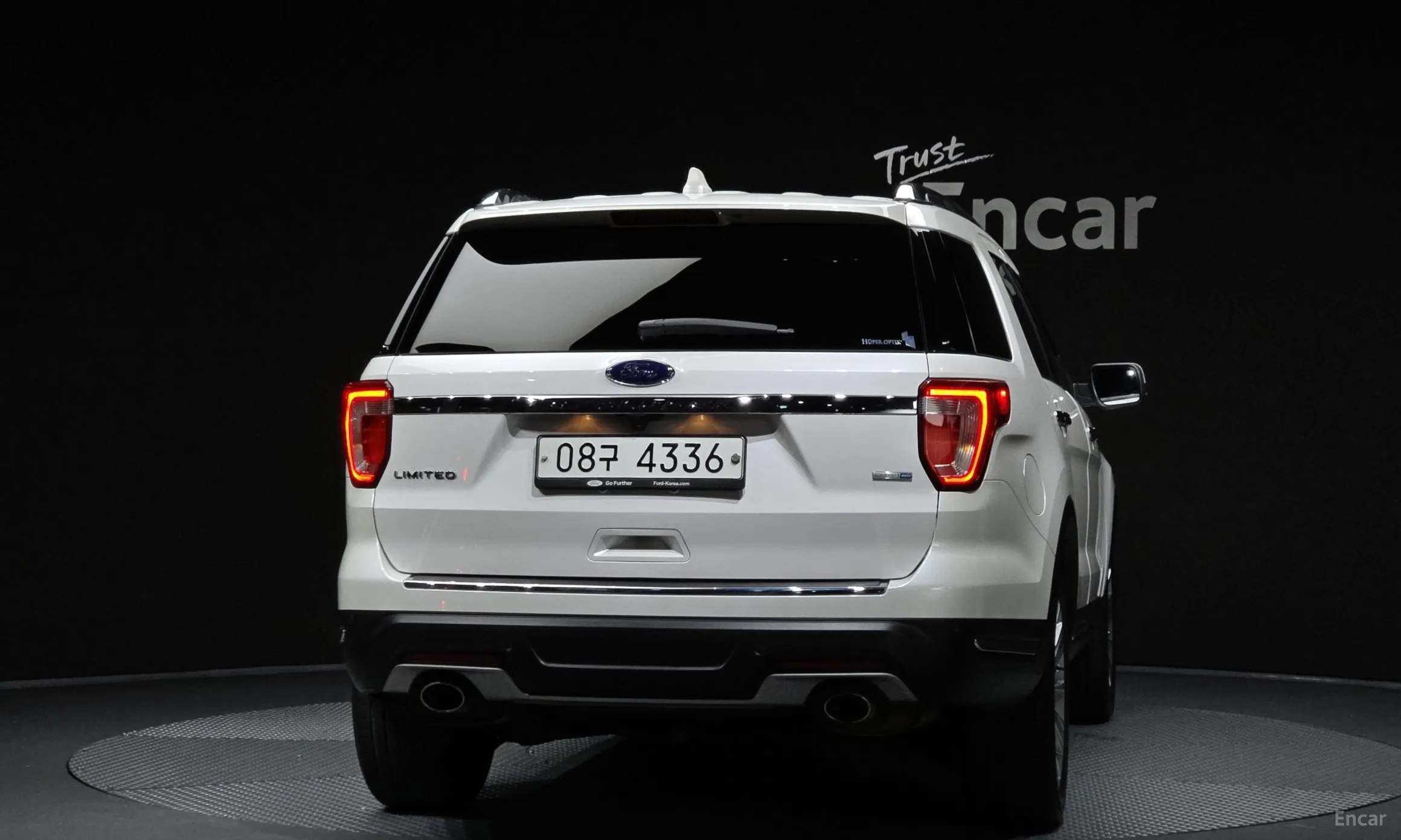 Ford Explorer превью 4