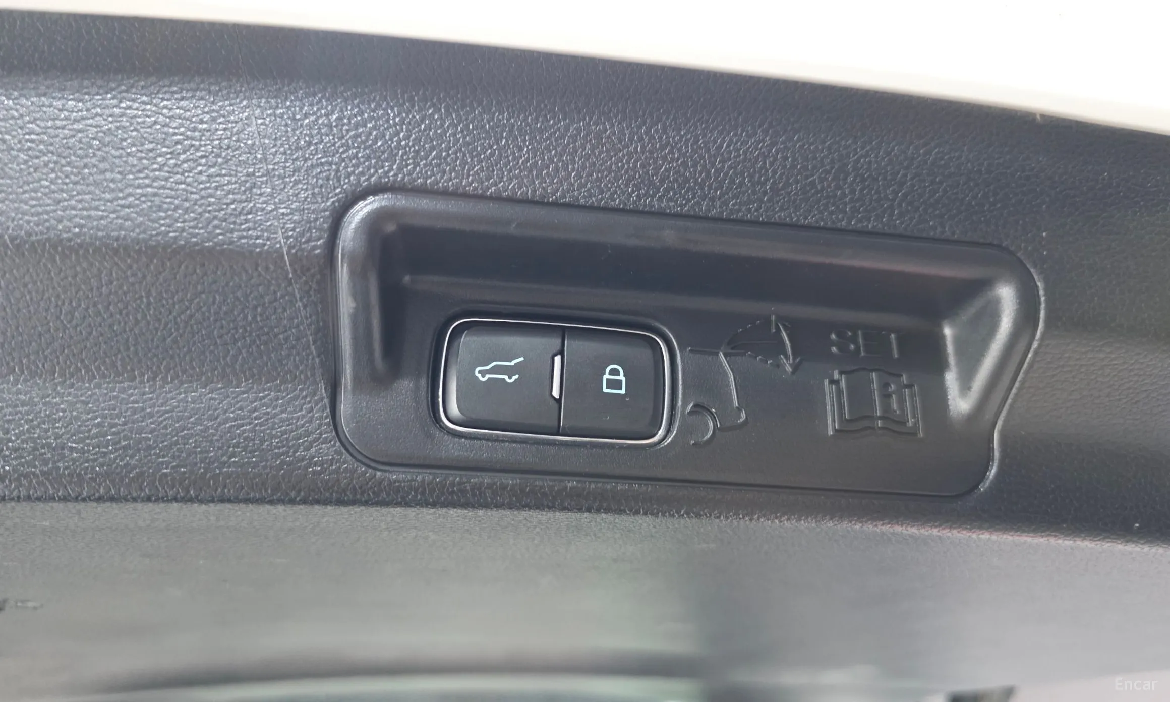 Ford Explorer 6th Generation превью 17