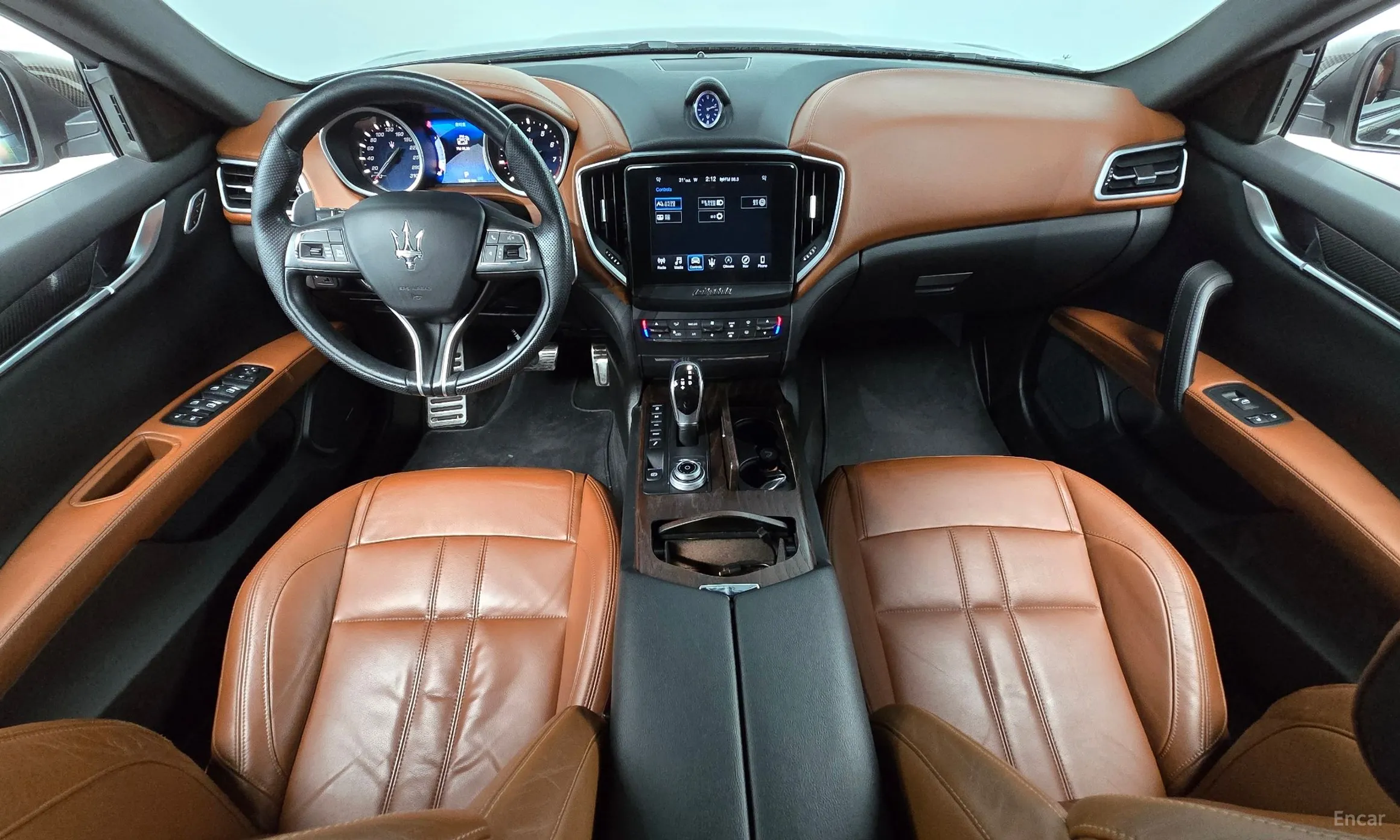 Maserati Ghibli превью 7