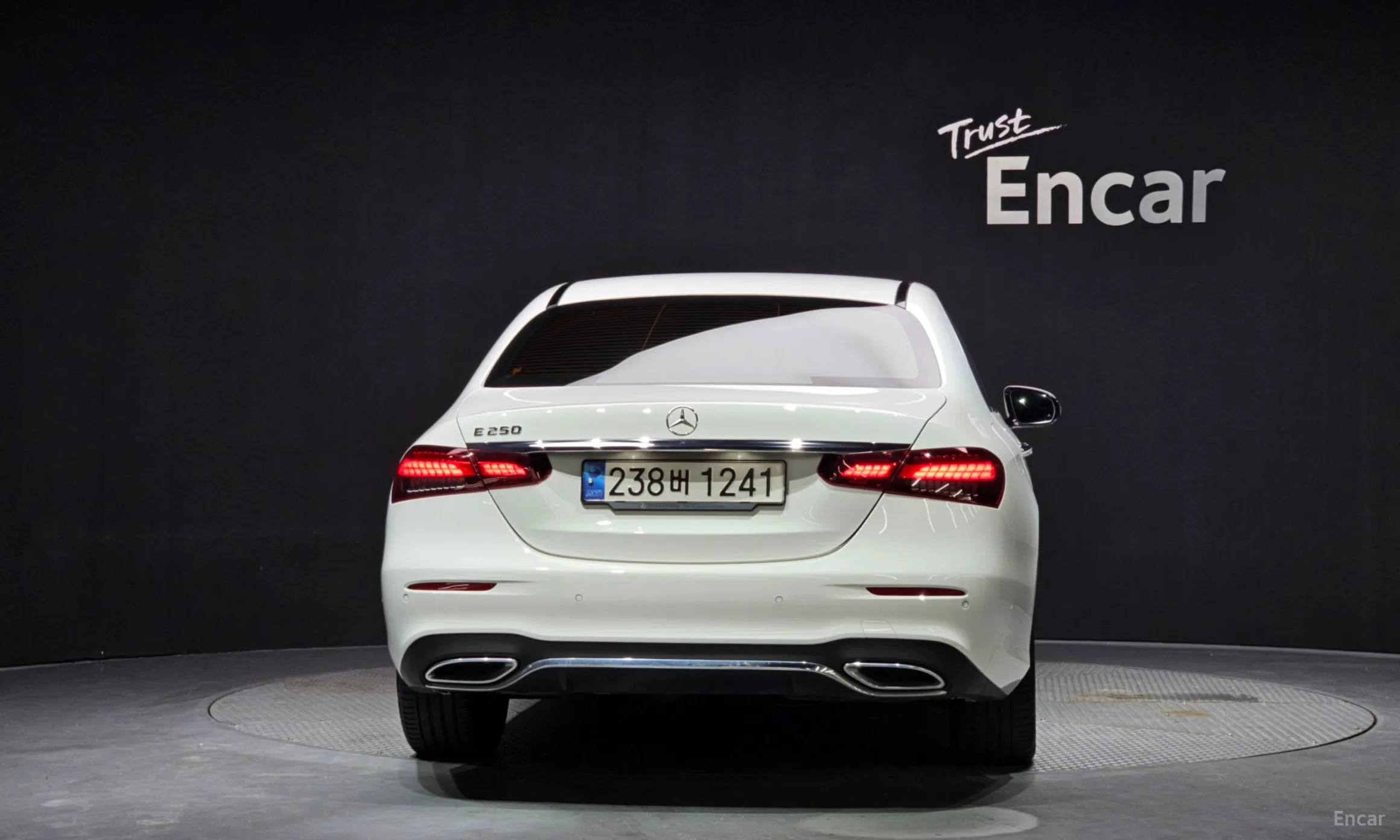 Mercedes Benz E-Class W213 превью 4