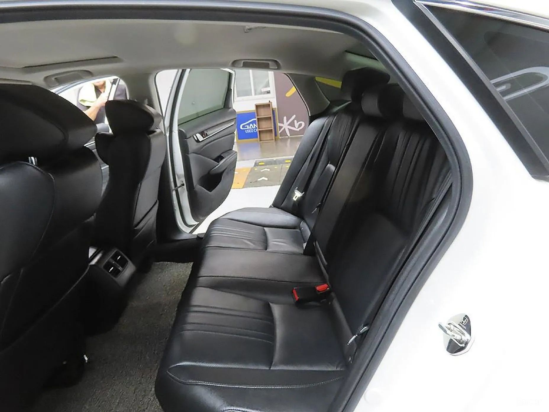 Honda Accord 10th Generation превью 10