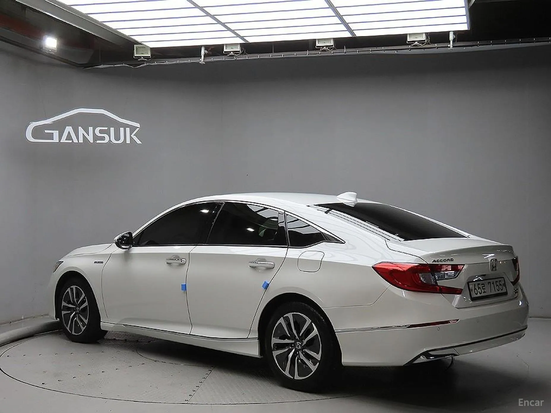 Honda Accord 10th Generation превью 3