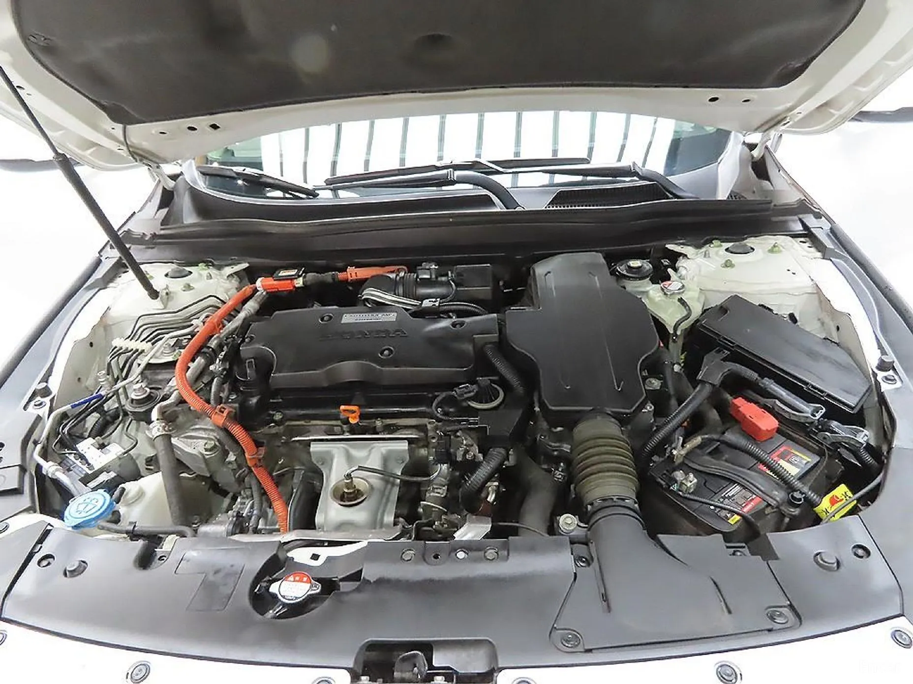 Honda Accord 10th Generation превью 6
